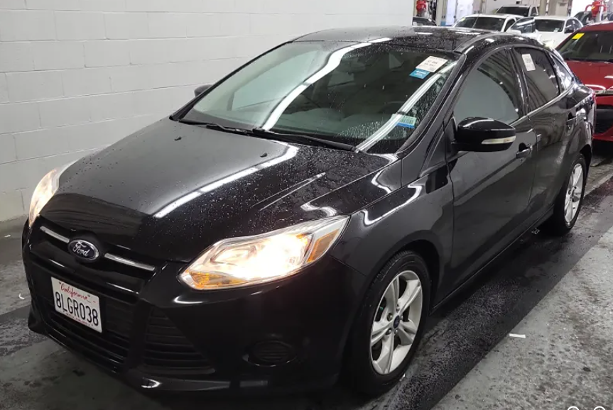 2014 Ford Focus Sedan SE's photo