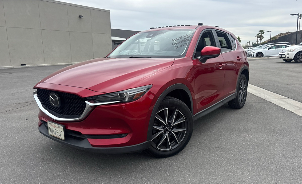 2017 Mazda CX-5 Grand Touring auto's photo