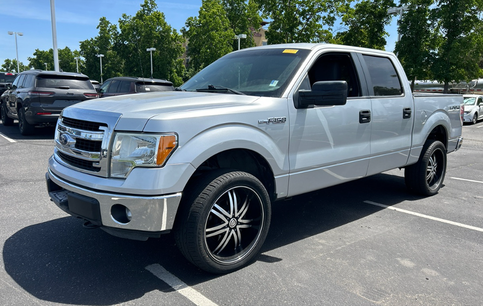 2014 Ford F-150 XLT 4x4 SuperCrew 145-in's photo