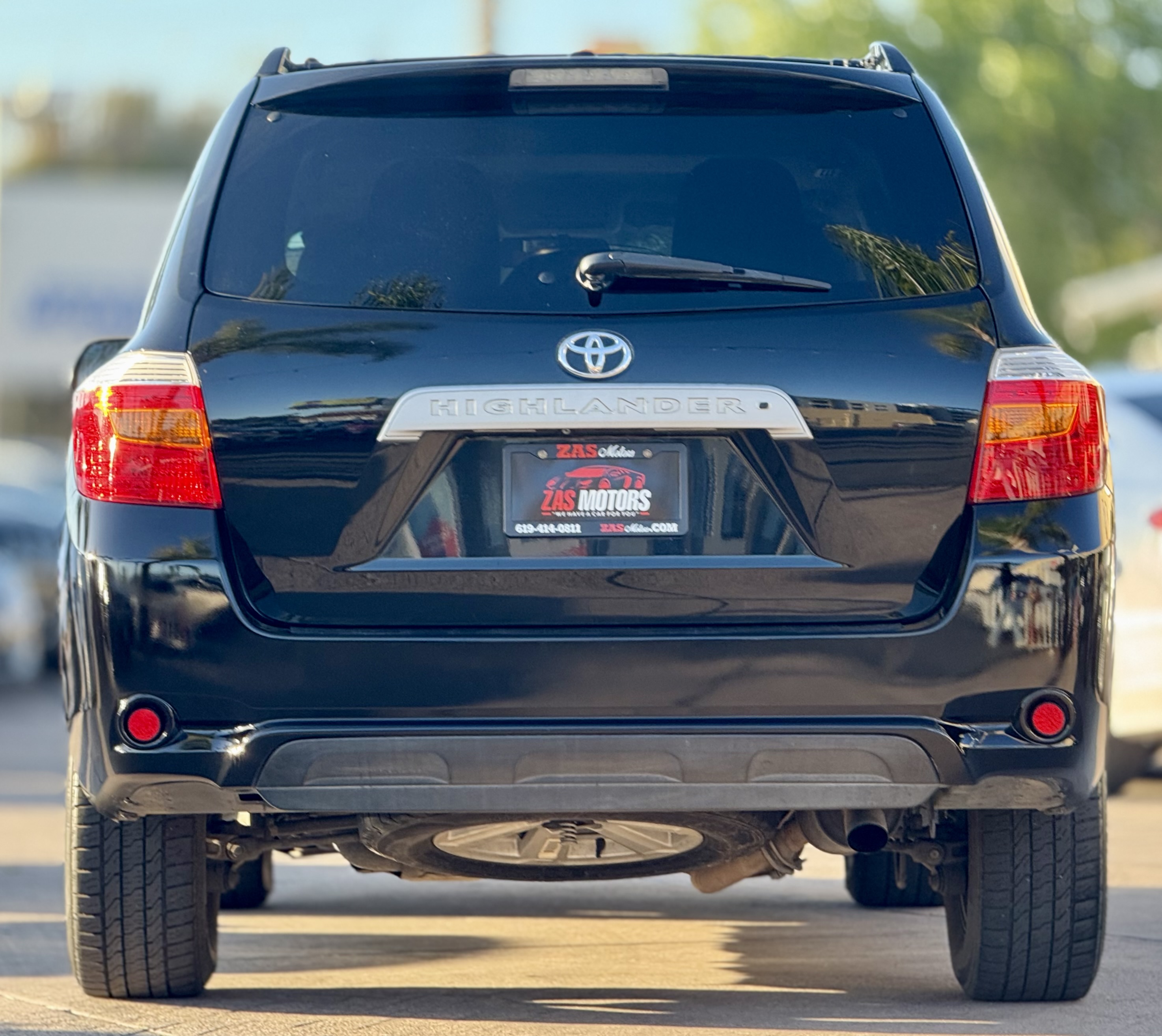 View vehicle photo 7