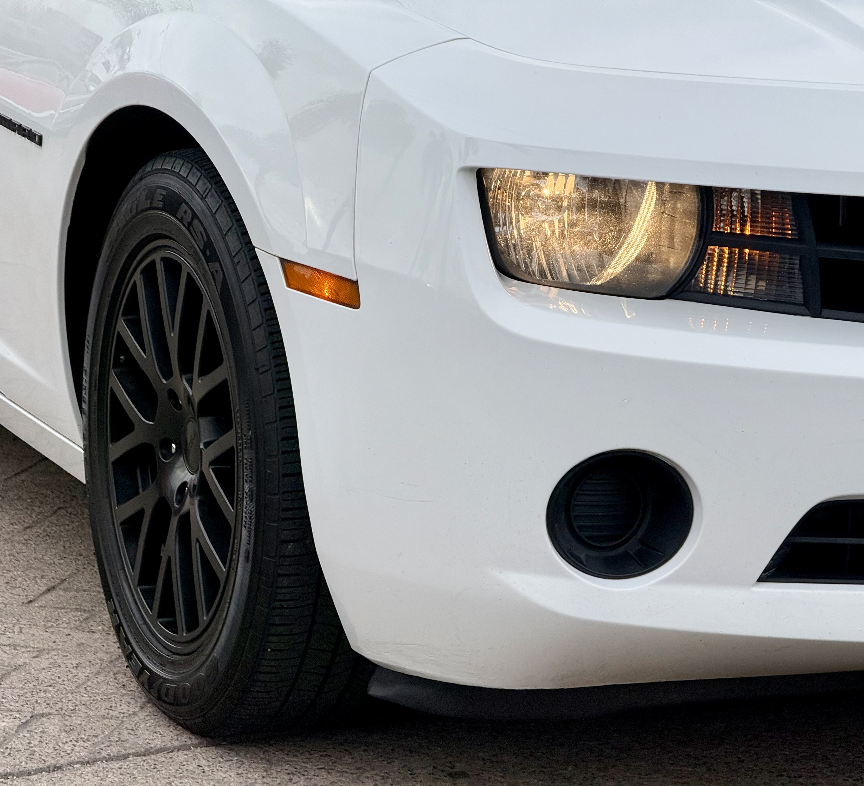 View vehicle photo 5
