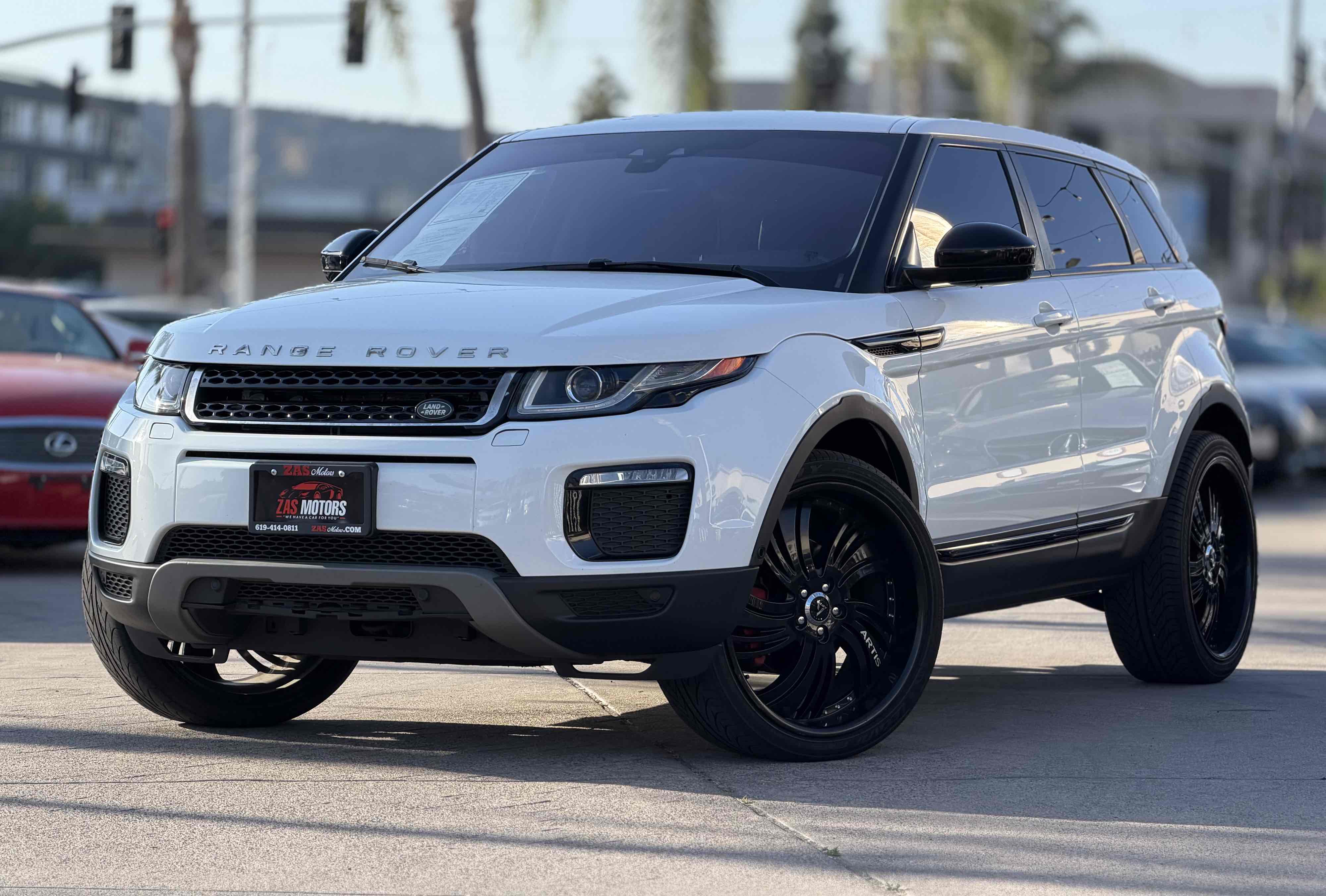 2019 Land Rover Range Rover Evoque SE Premium's photo