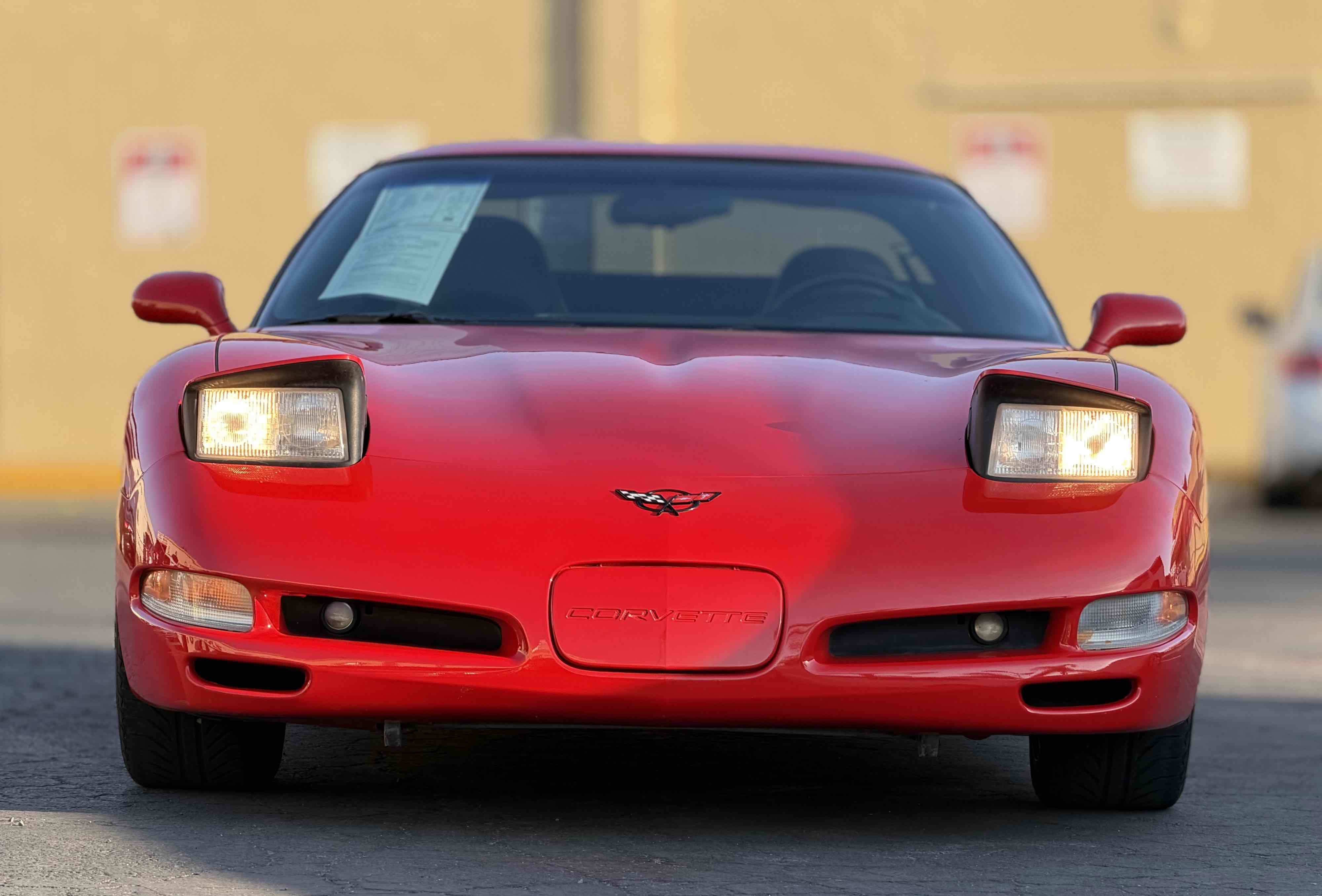 Chevrolet Corvette photo 2