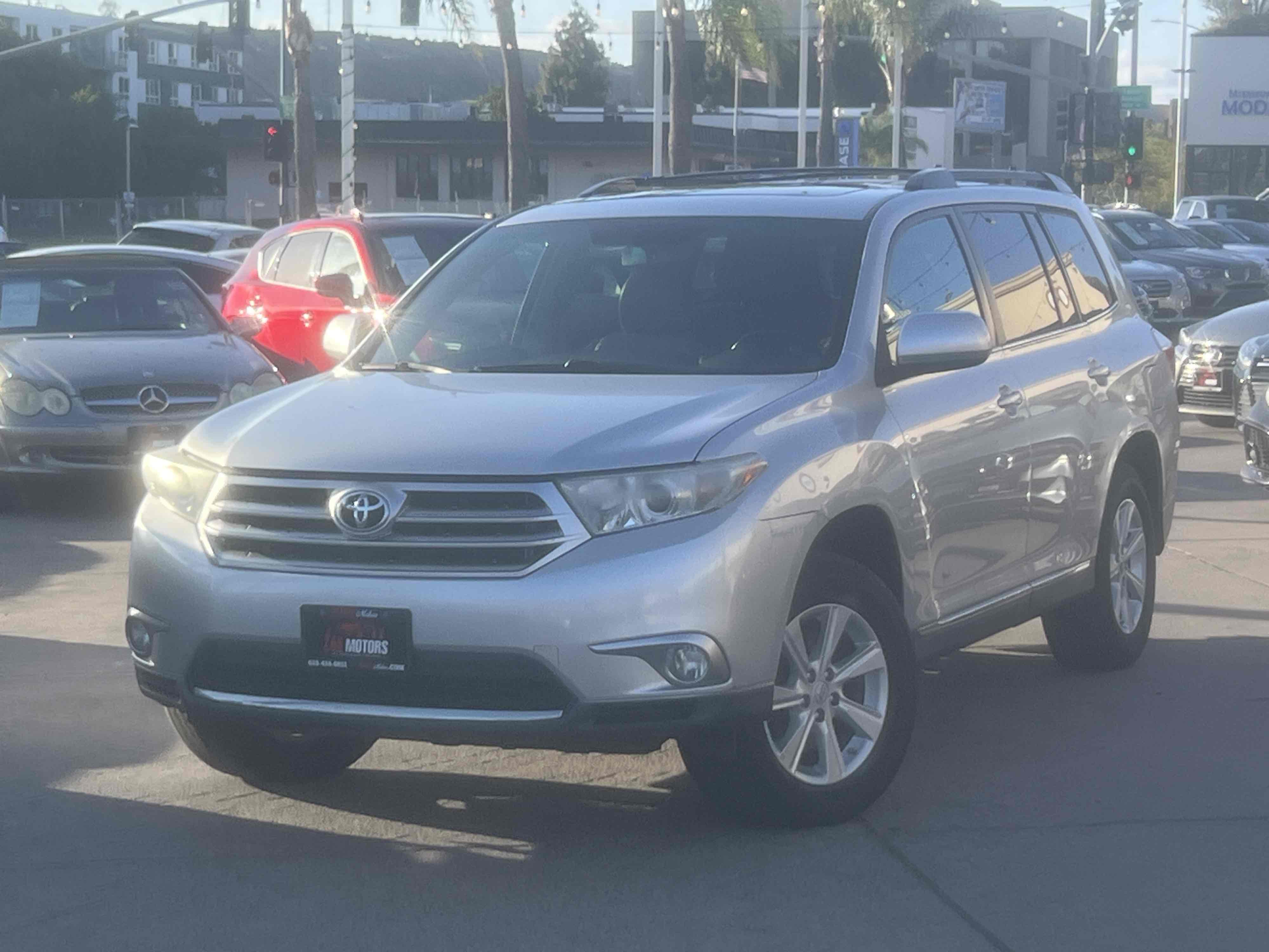 2012 Toyota Highlander's photo