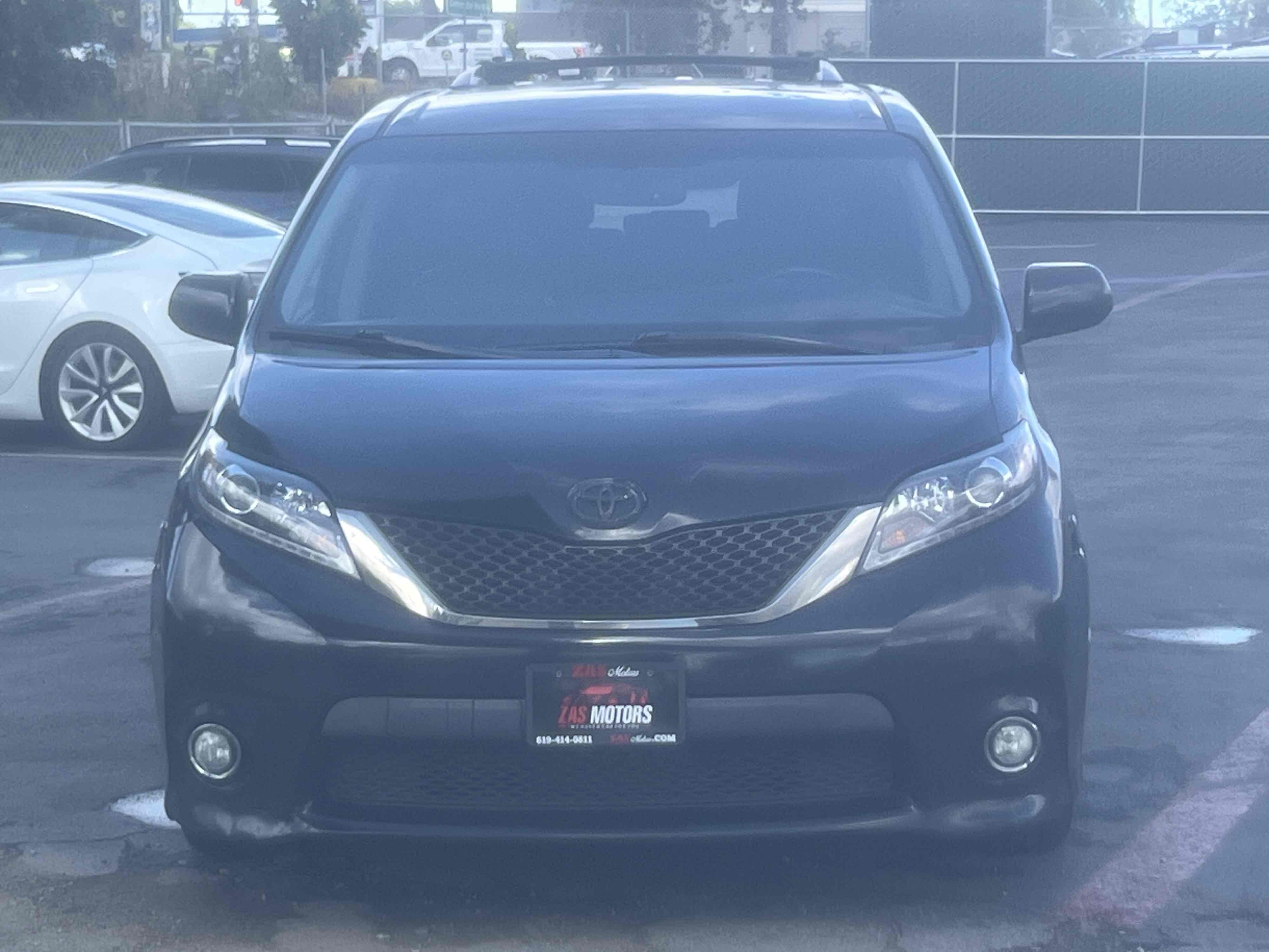 2017 Toyota Sienna's photo