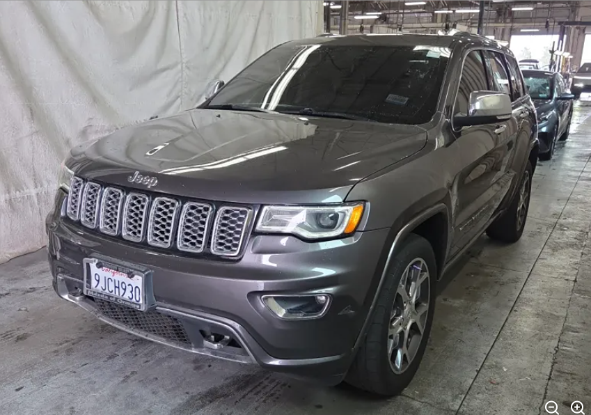 2019 Jeep Grand Cherokee Overland's photo