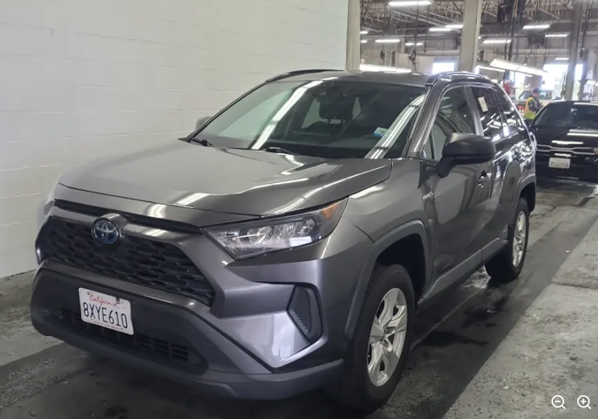 2021 Toyota RAV4's photo