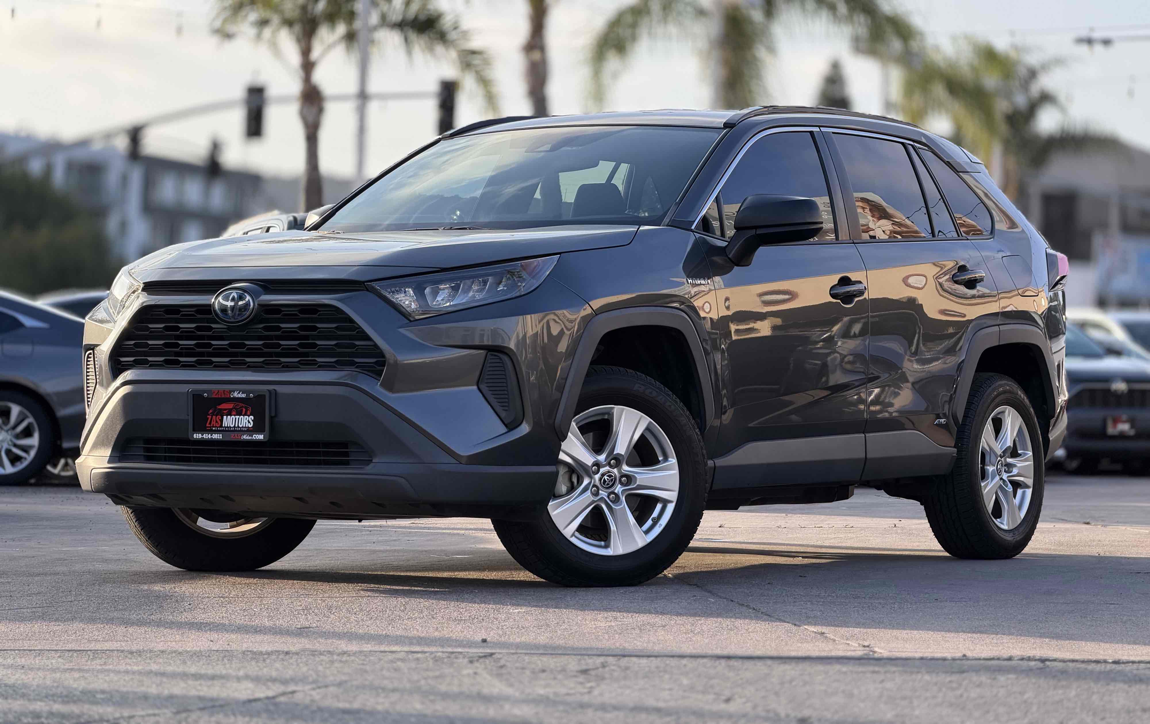 2021 Toyota RAV4 Hybrid LE  (Clean Title)