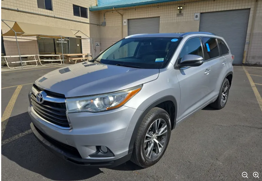 2016 Toyota Highlander XLE V6's photo