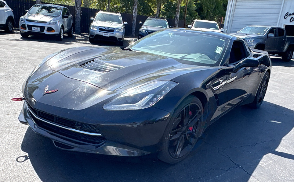 2016 Chevrolet Corvette Stingray Coupe 2LT w/Z51's photo