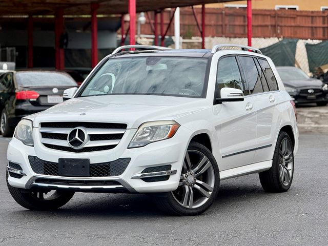 Diamond White Metallic 2013 Mercedes-Benz GLK SUV / Crossover Rear-Wheel Drive Automatic