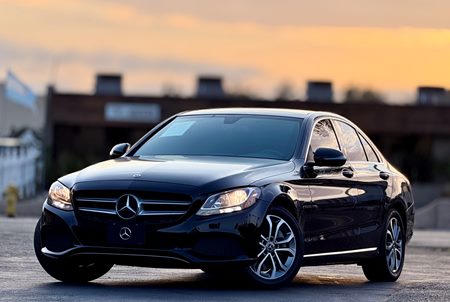 2018 Mercedes-Benz C 300 Sedan(CLEAN TITLE)