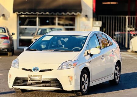 Sold 2015 Toyota Prius Three
