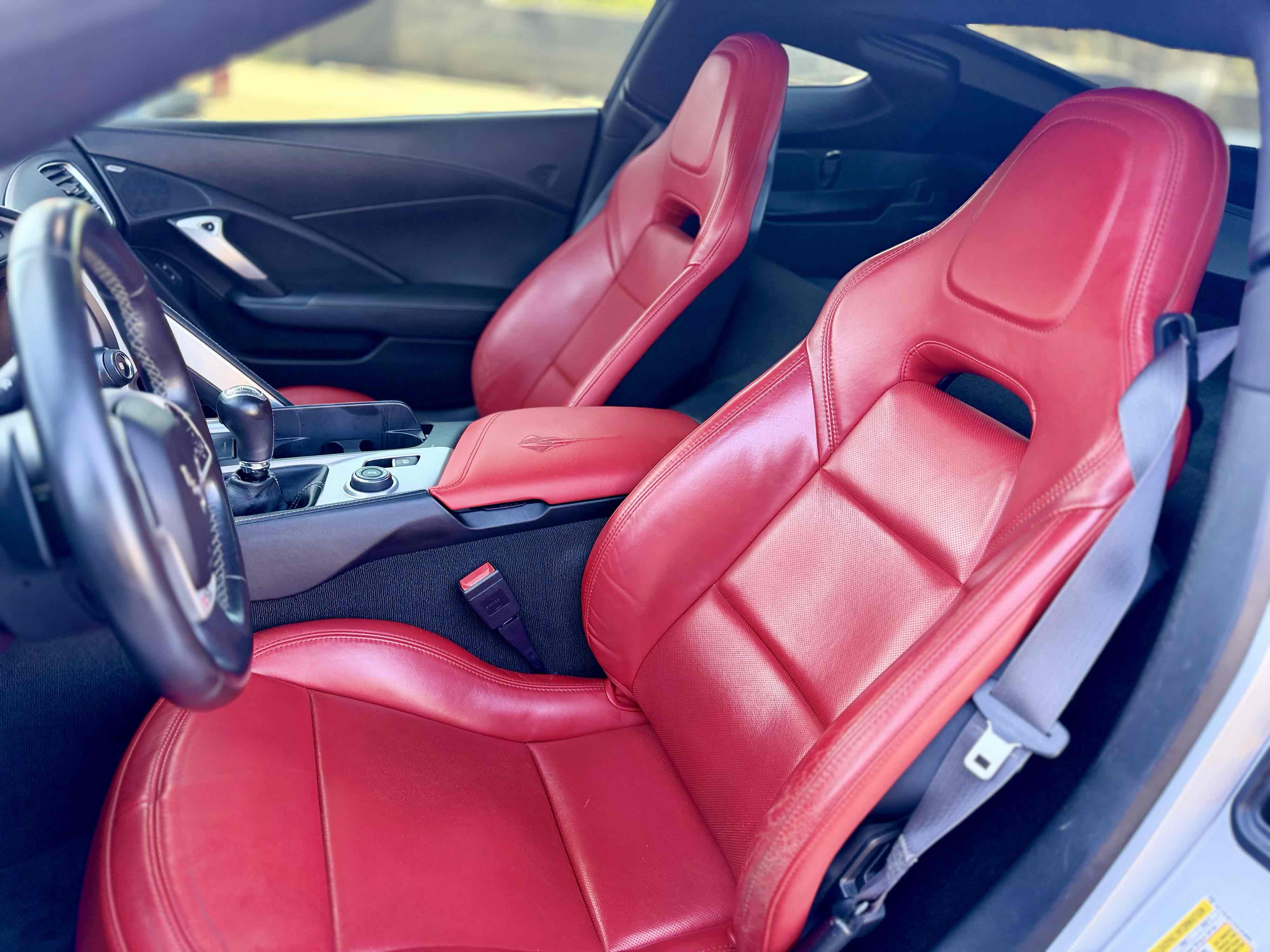 2015 Chevrolet Corvette Z51 - Photo 17