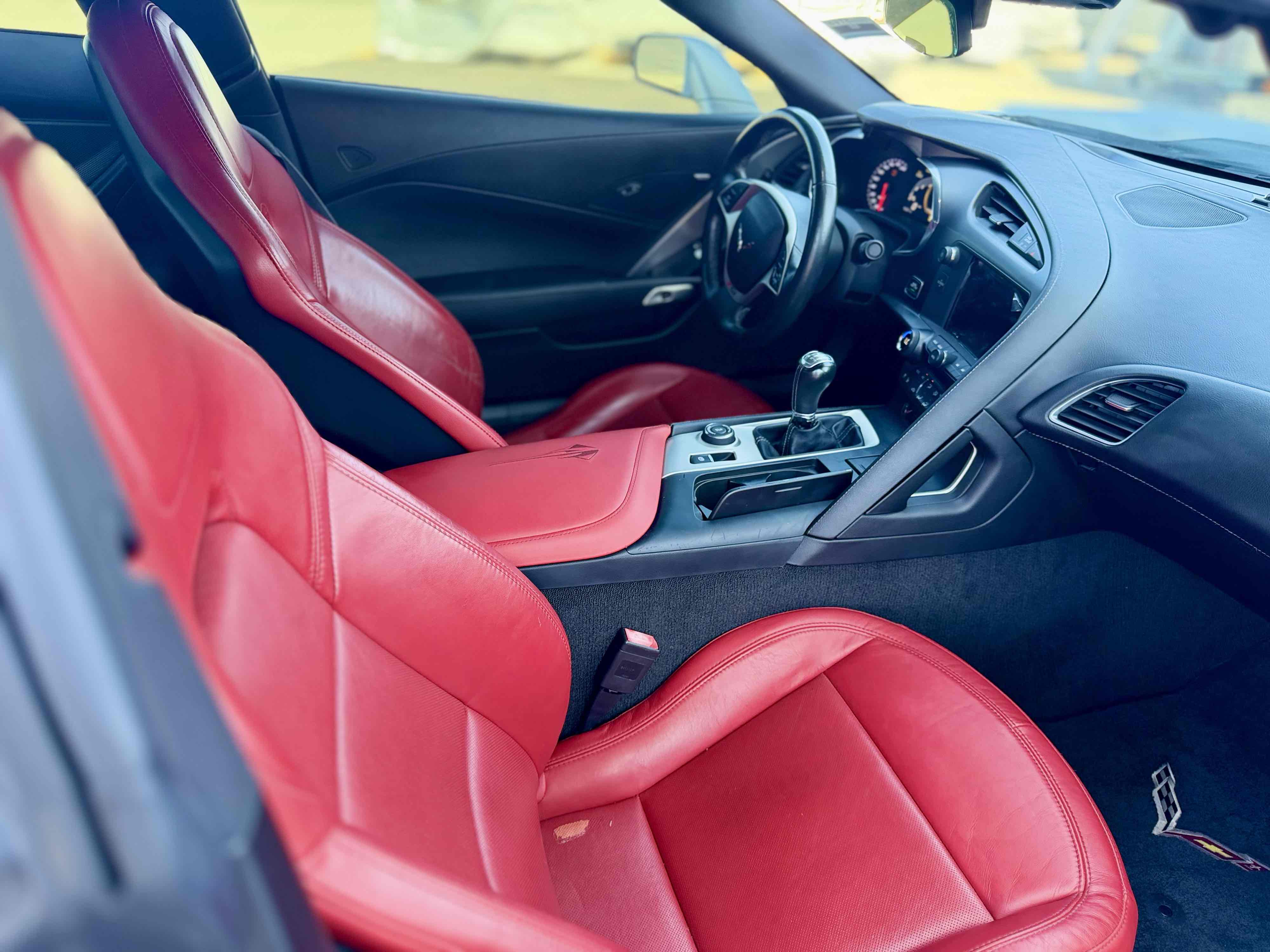 2015 Chevrolet Corvette Z51 - Photo 18