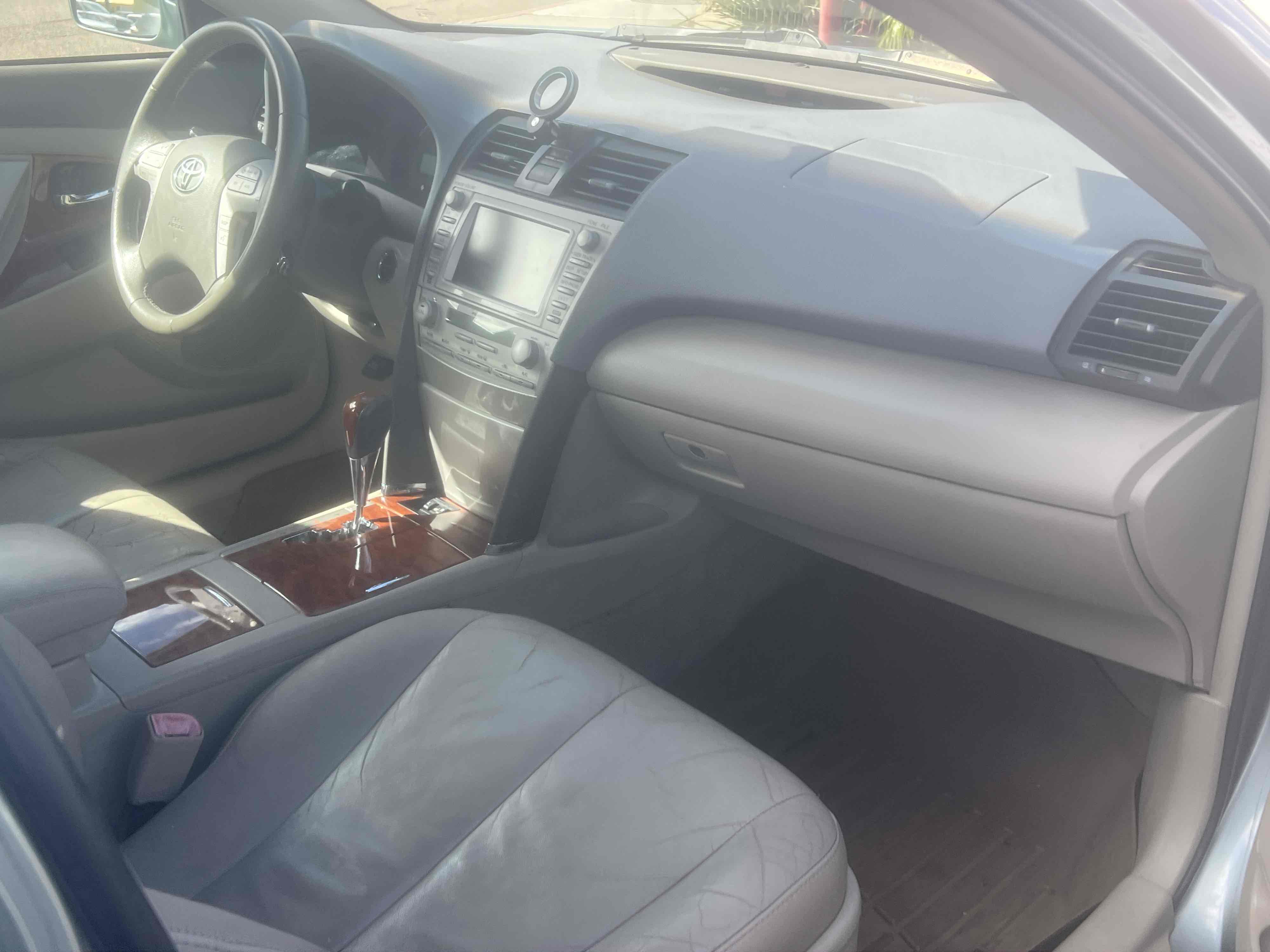 Toyota Camry photo 21
