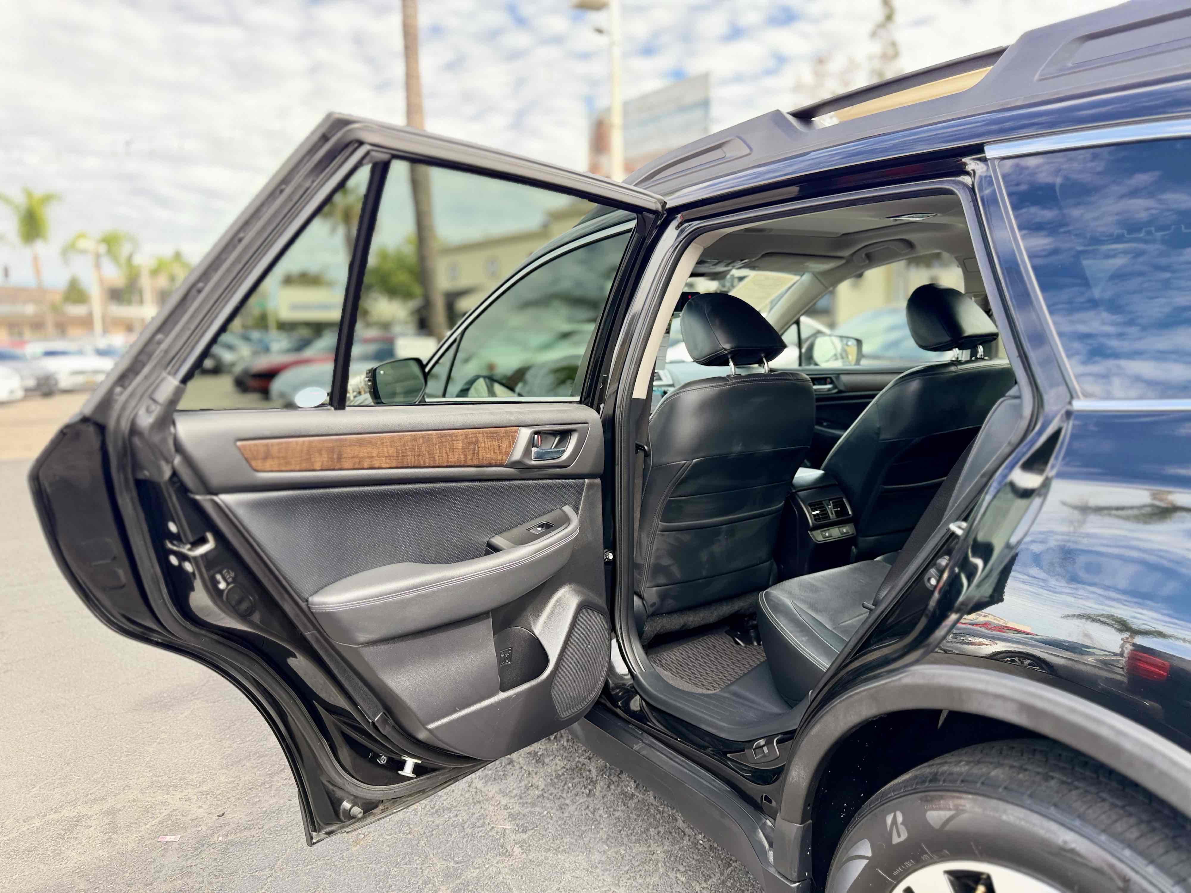 Subaru Outback photo 25