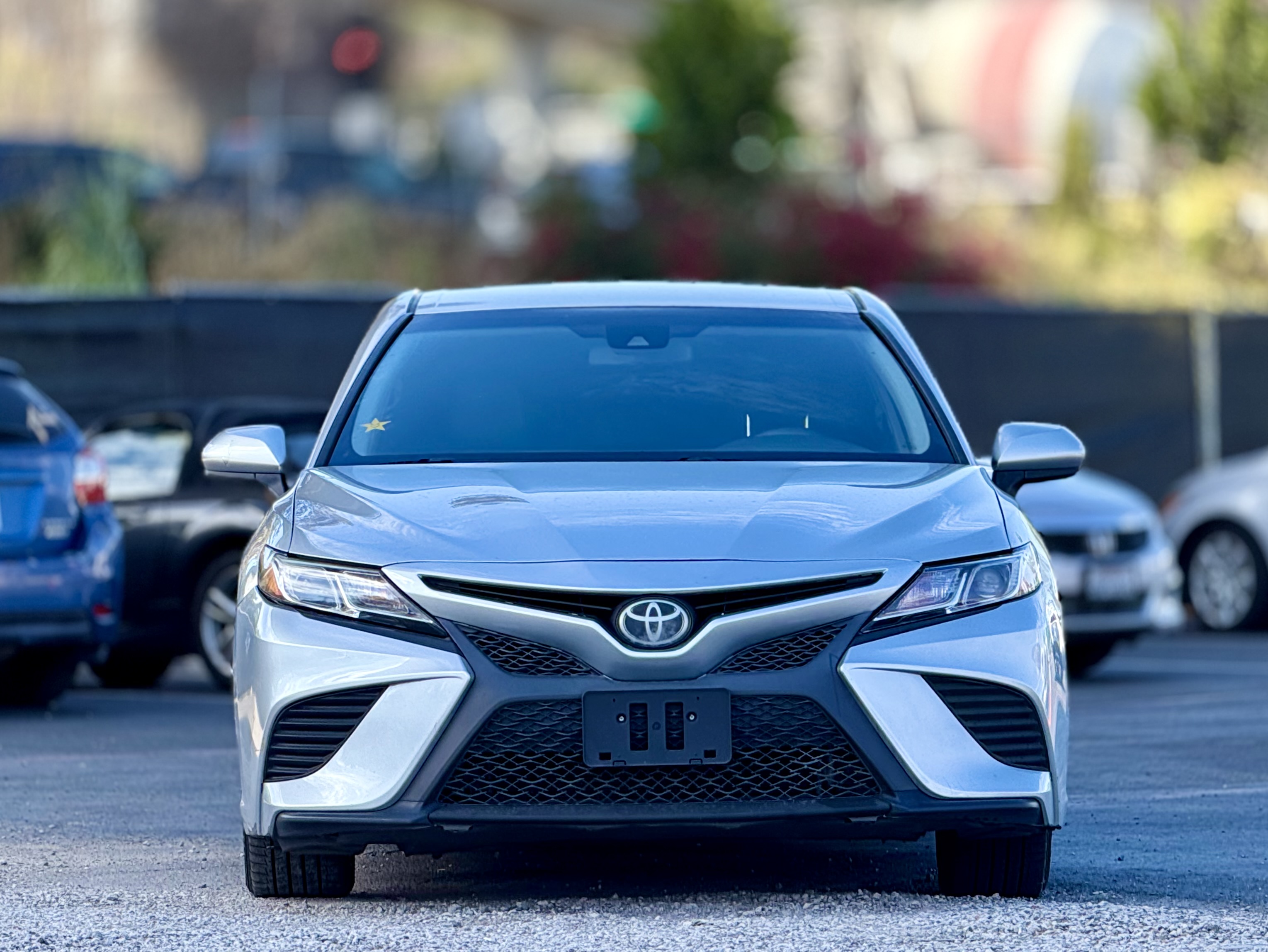 Toyota Camry photo 2