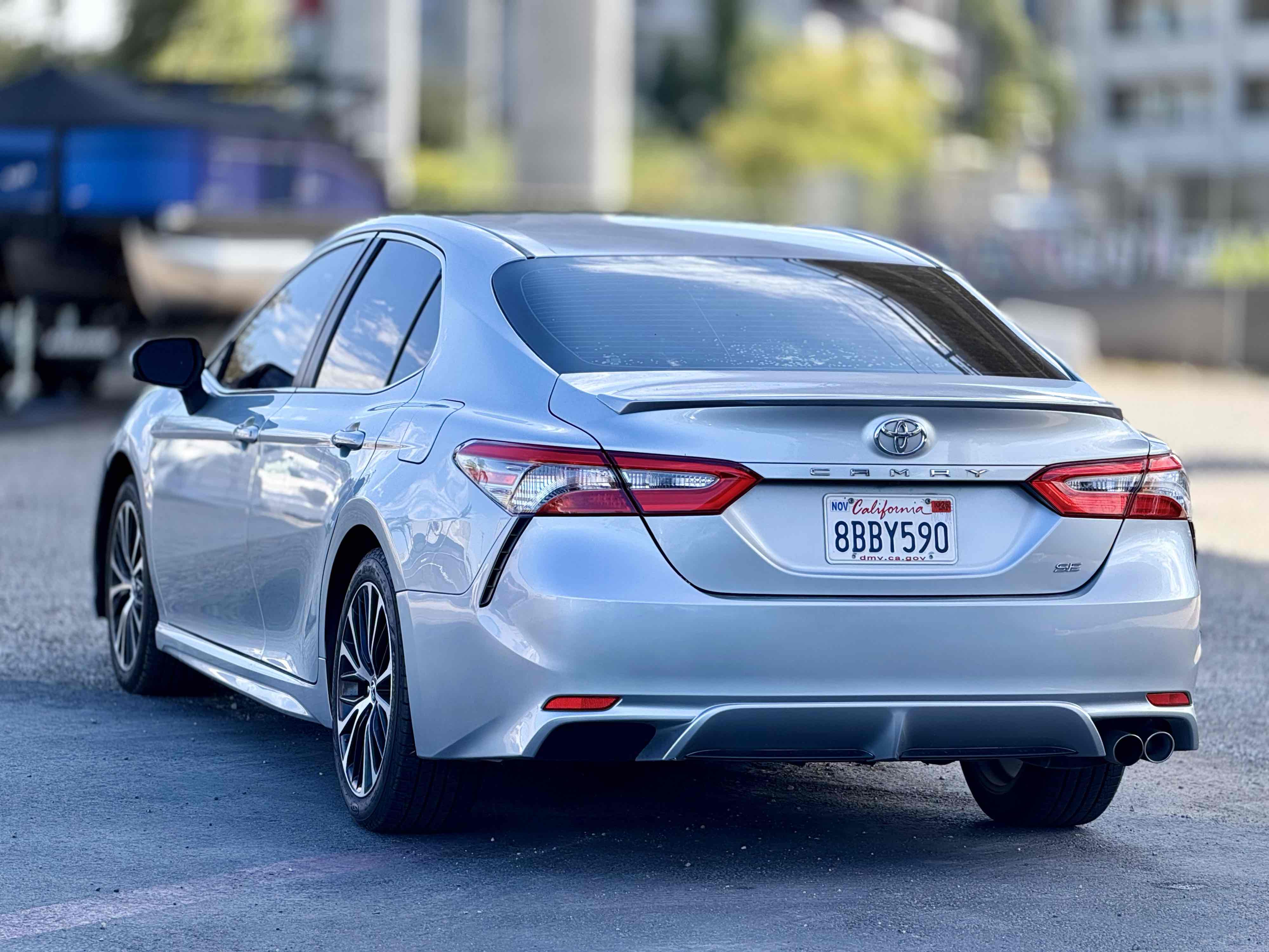 Toyota Camry photo 9