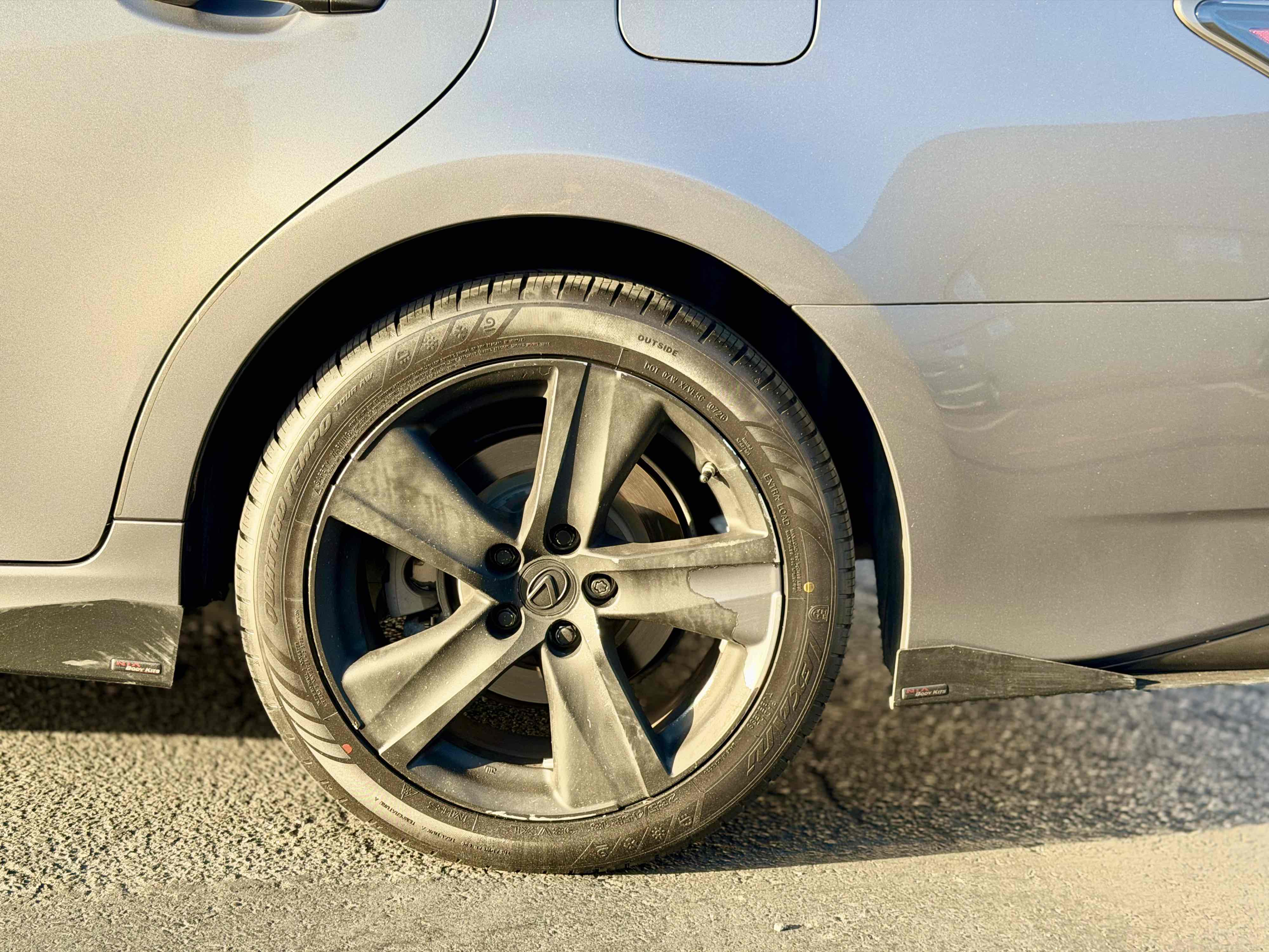 Photo 11 of this Lexus GS 200t