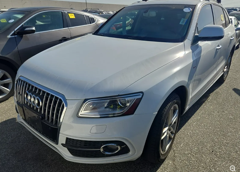 2015 Audi Q5 Premium Plus(CLEAN TITLE)