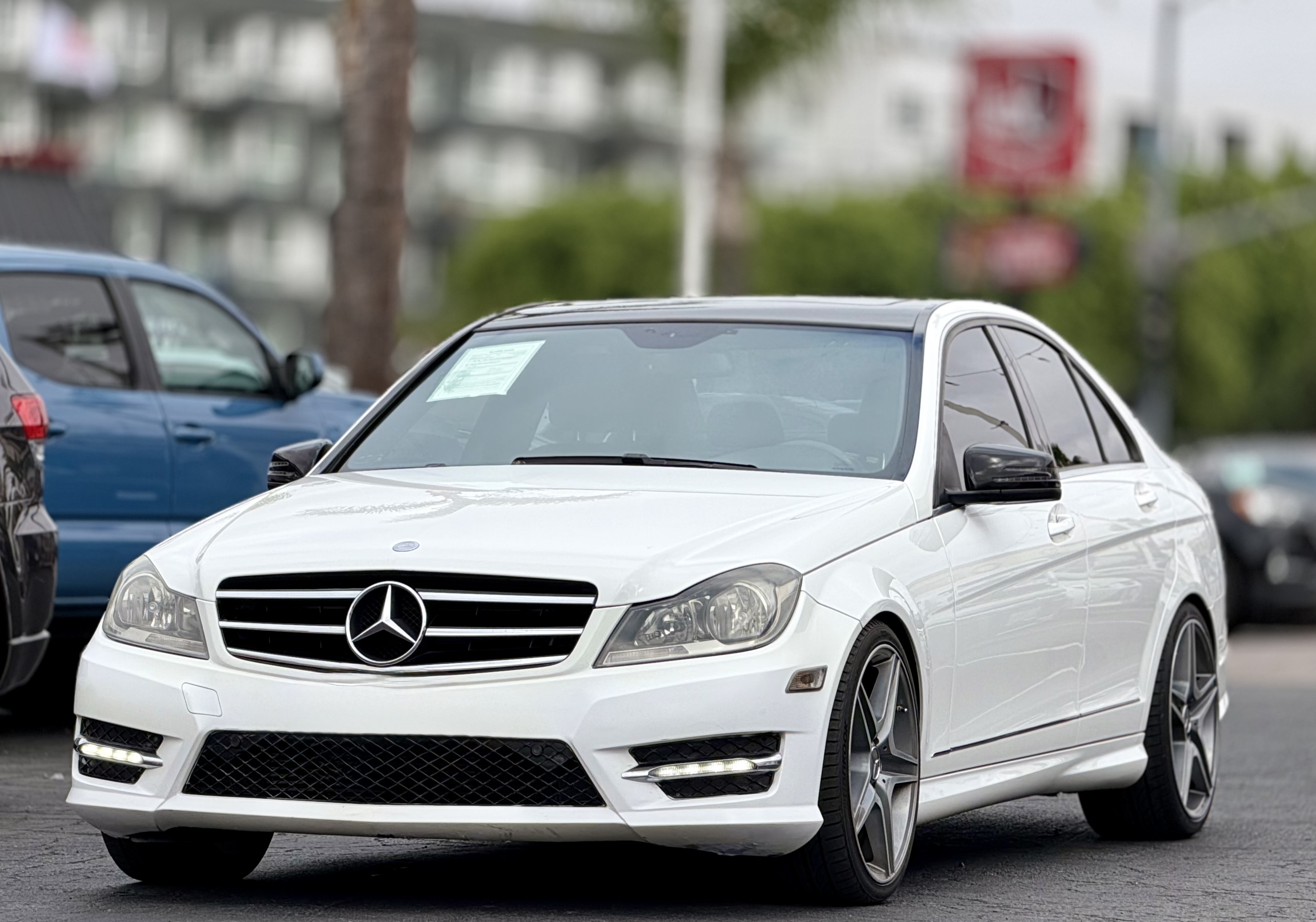 Mercedes-Benz c photo 3