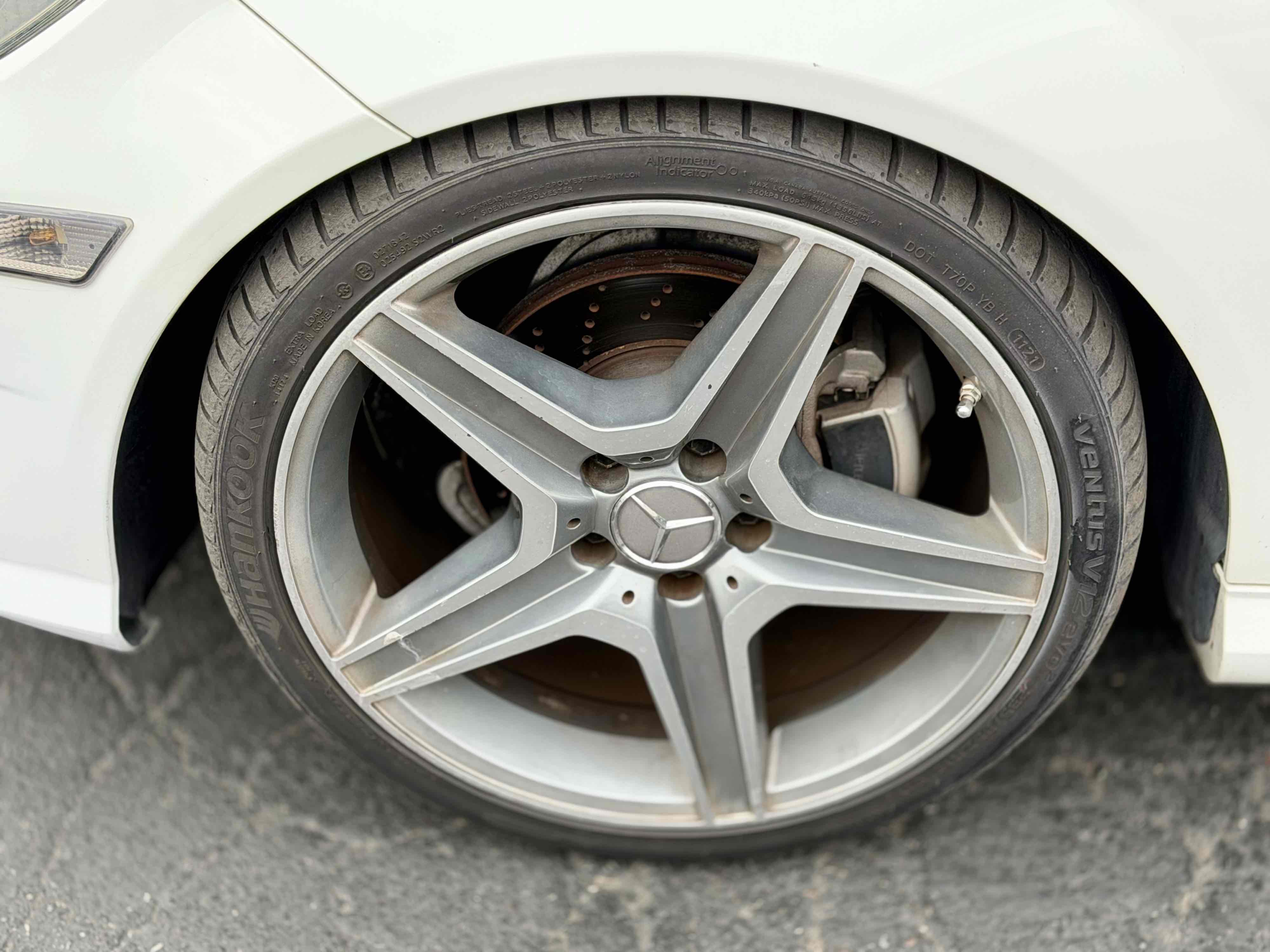 Mercedes-Benz c photo 11