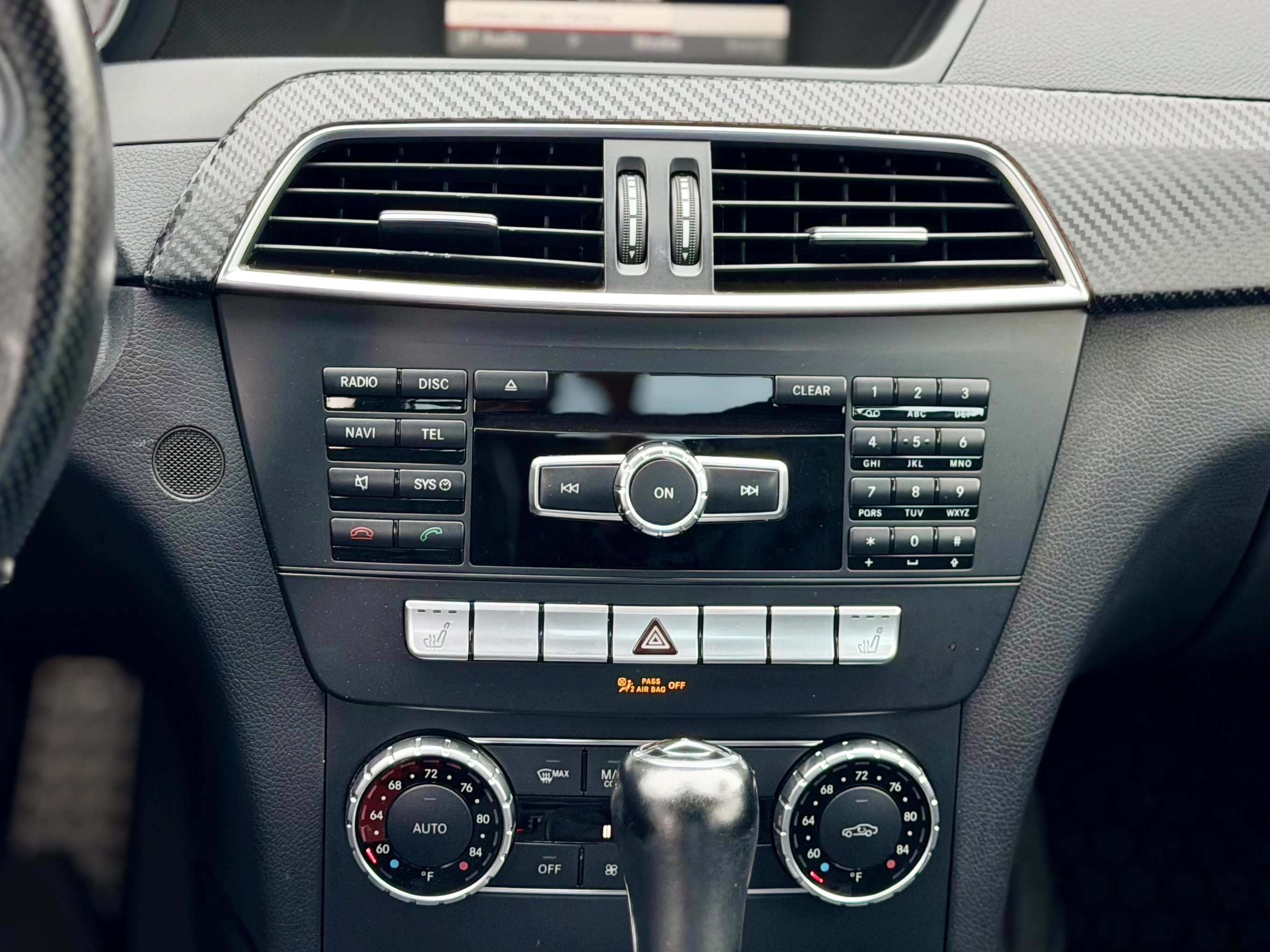 Mercedes-Benz c photo 19