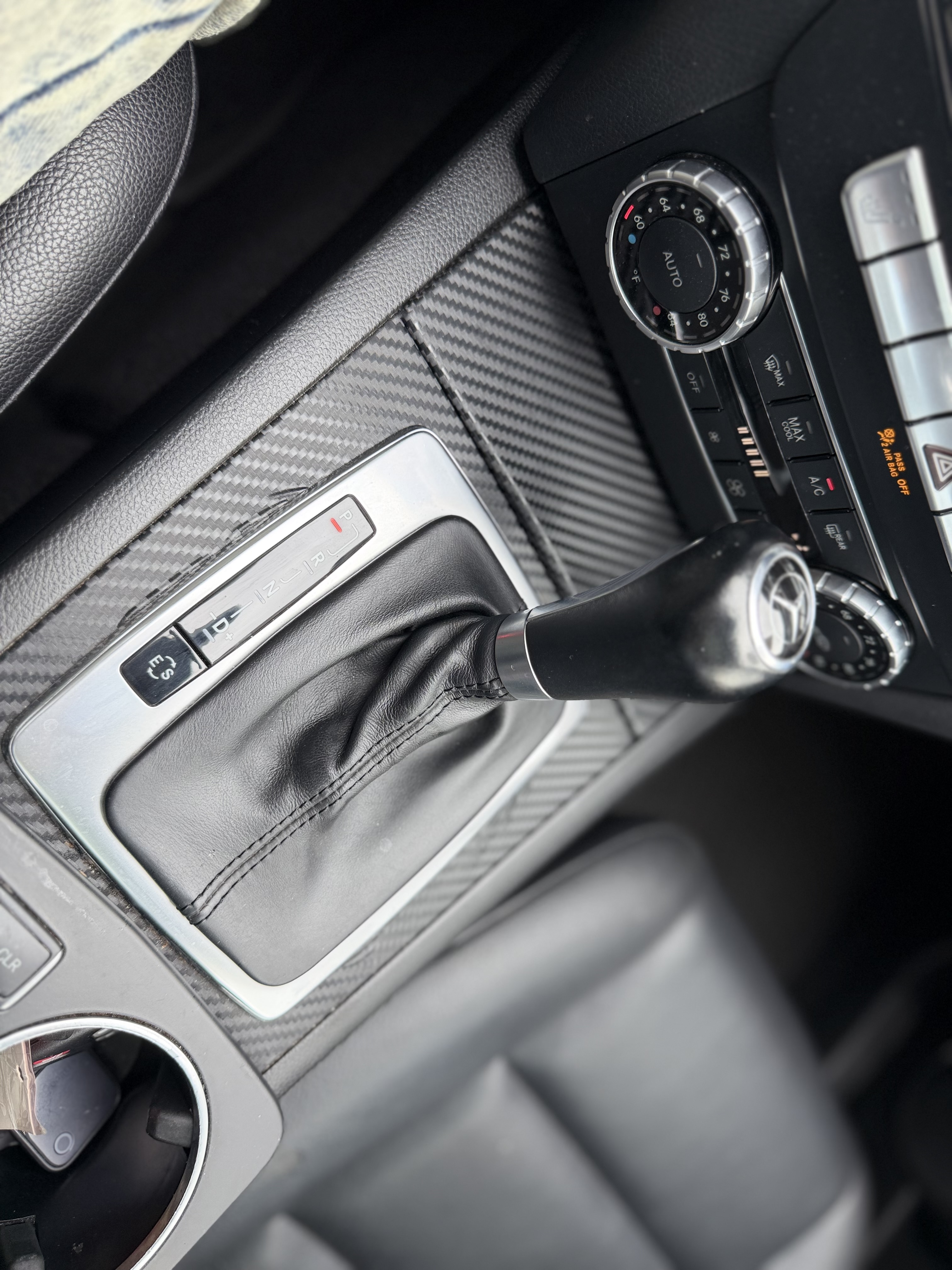 Mercedes-Benz c photo 22