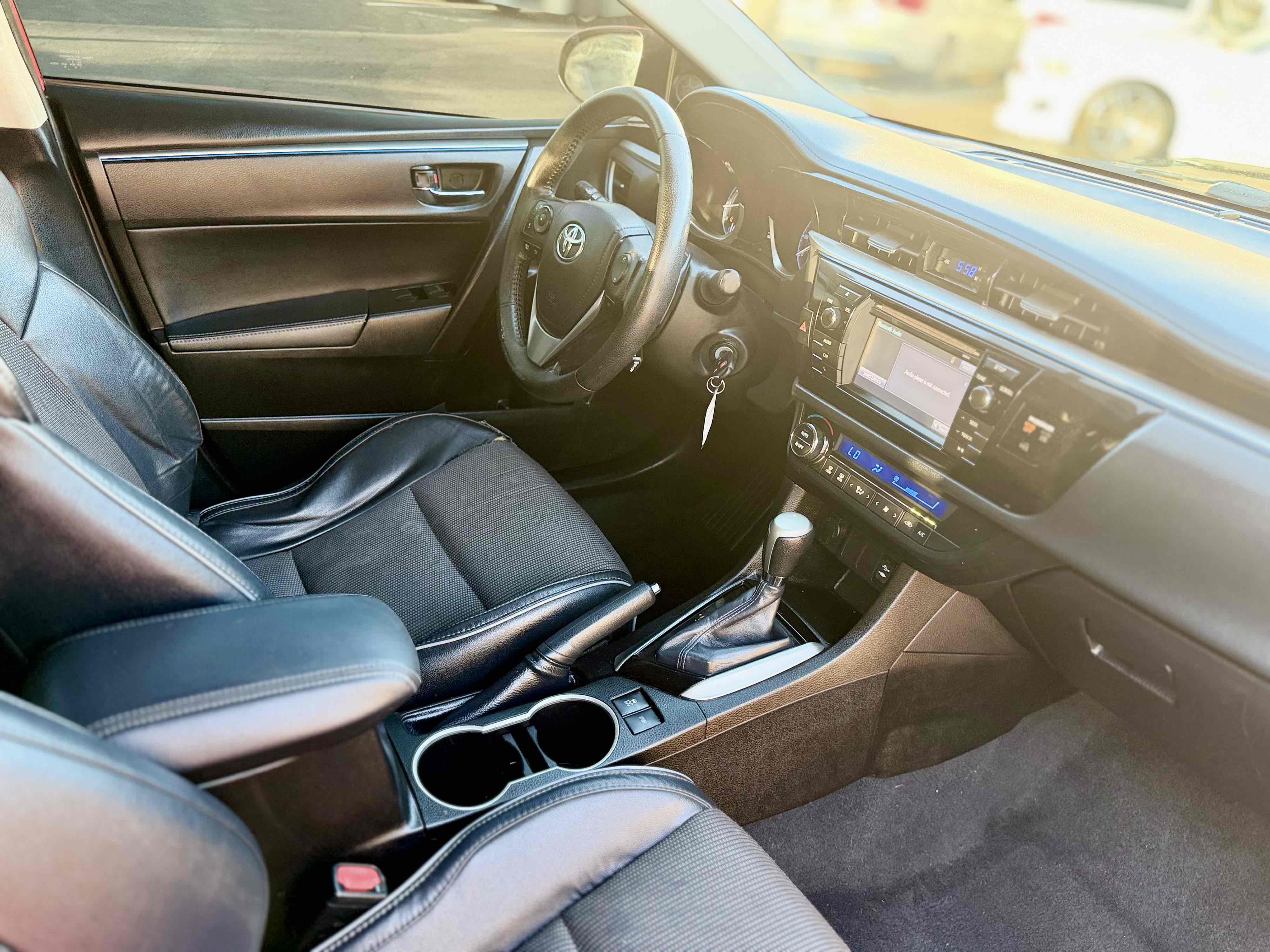 Toyota Corolla photo 19