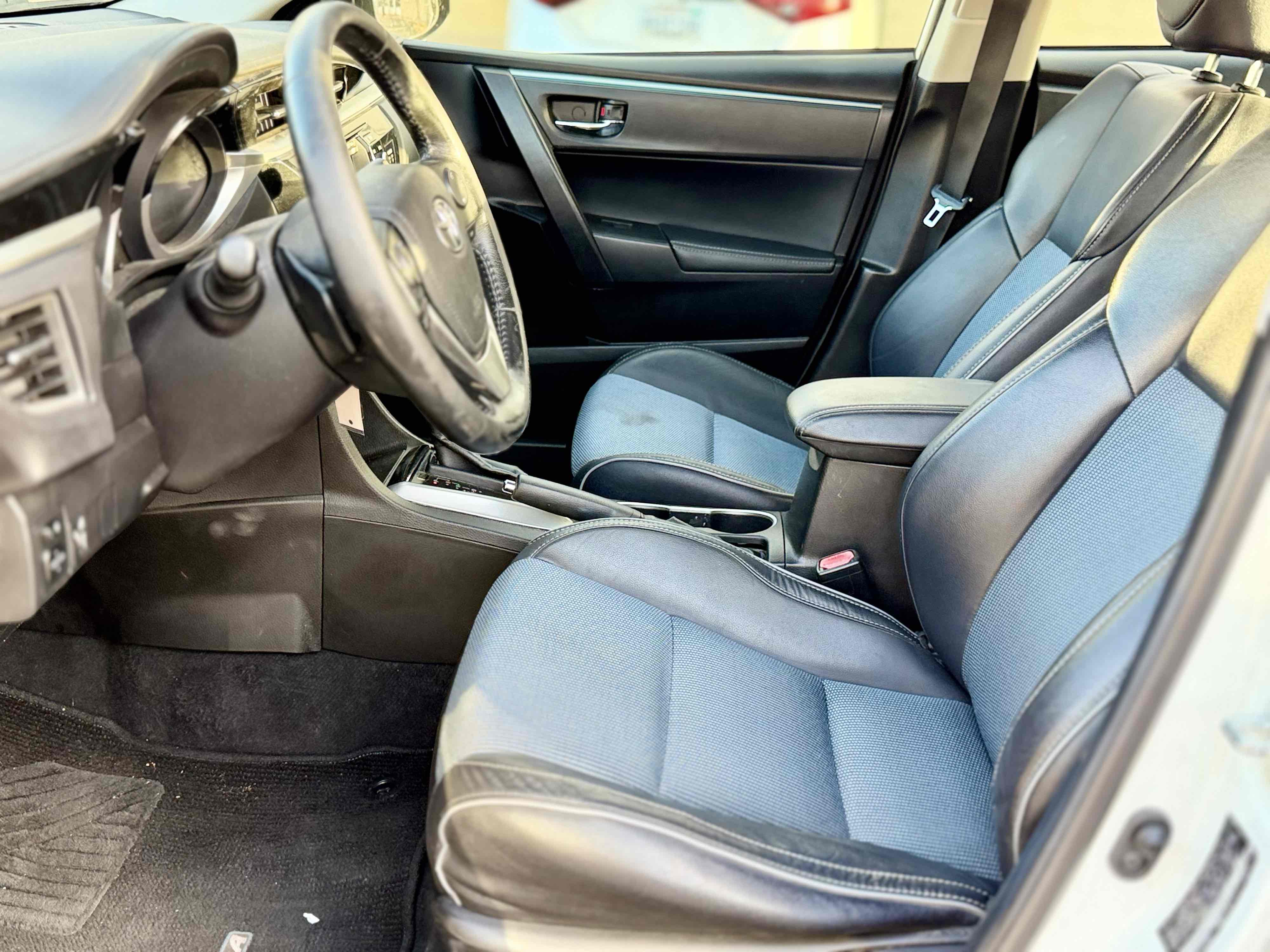 Toyota Corolla photo 11