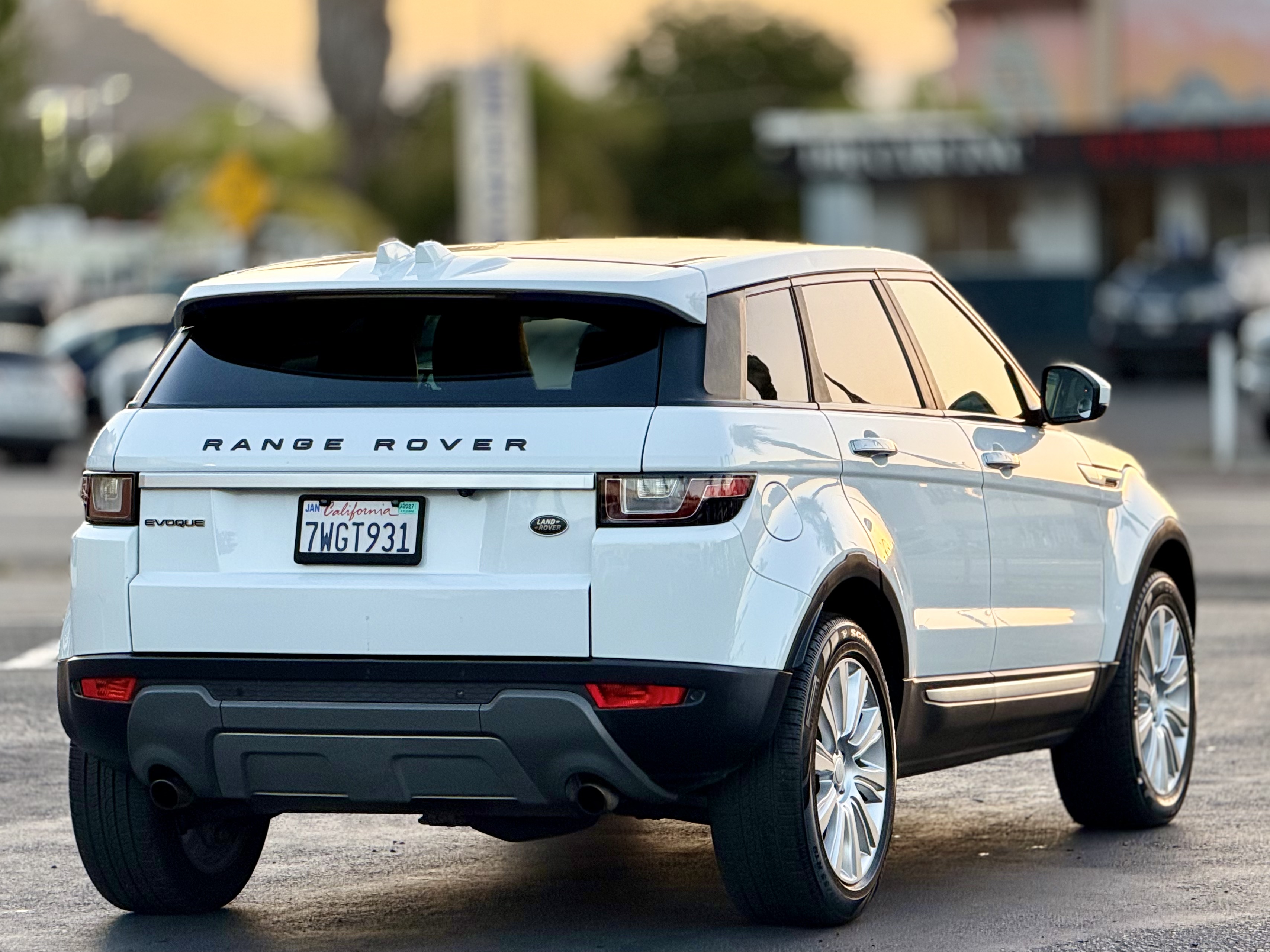 Land Rover Range Rover Evoque photo 10