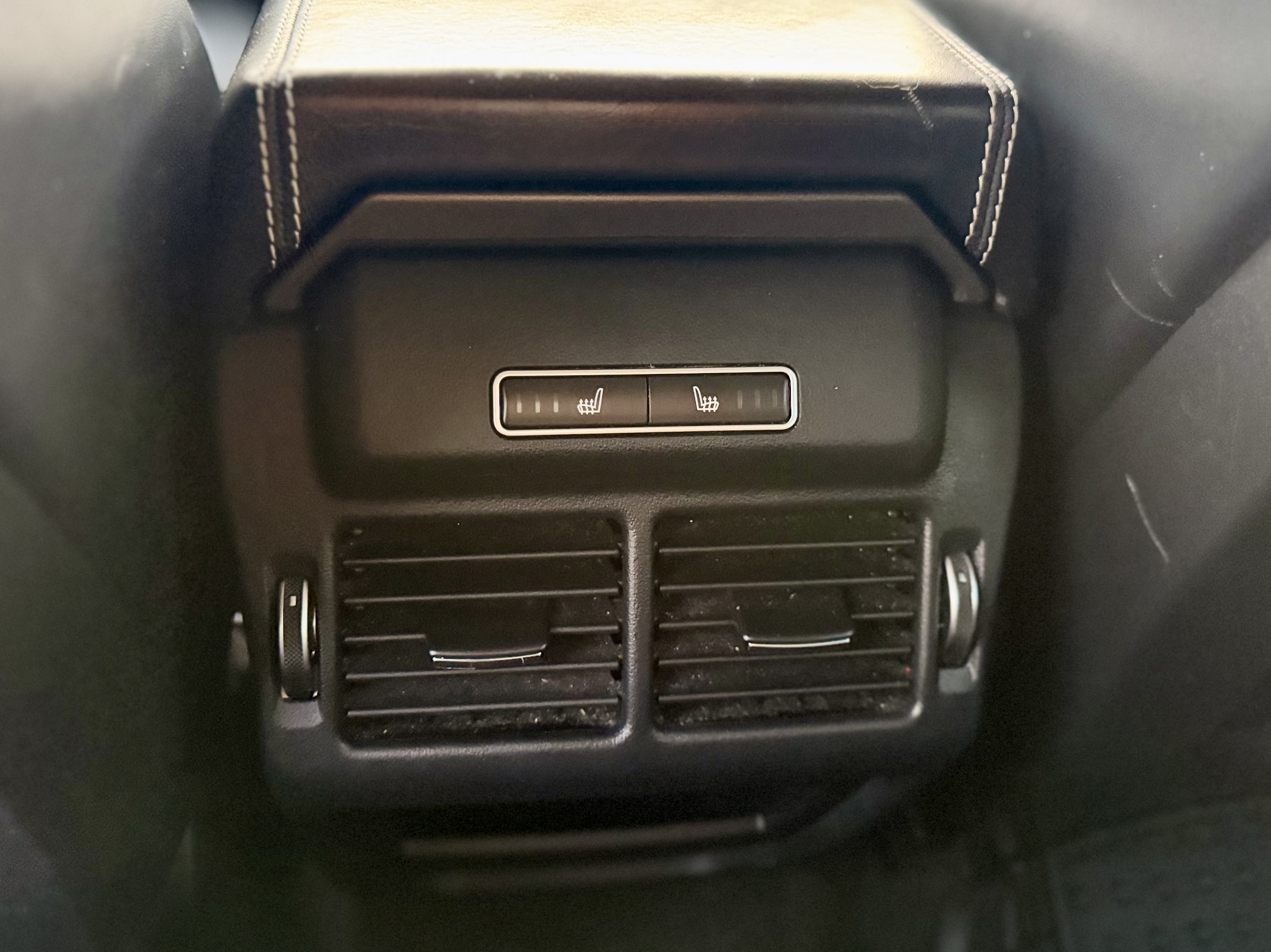 Land Rover Range Rover Evoque photo 26