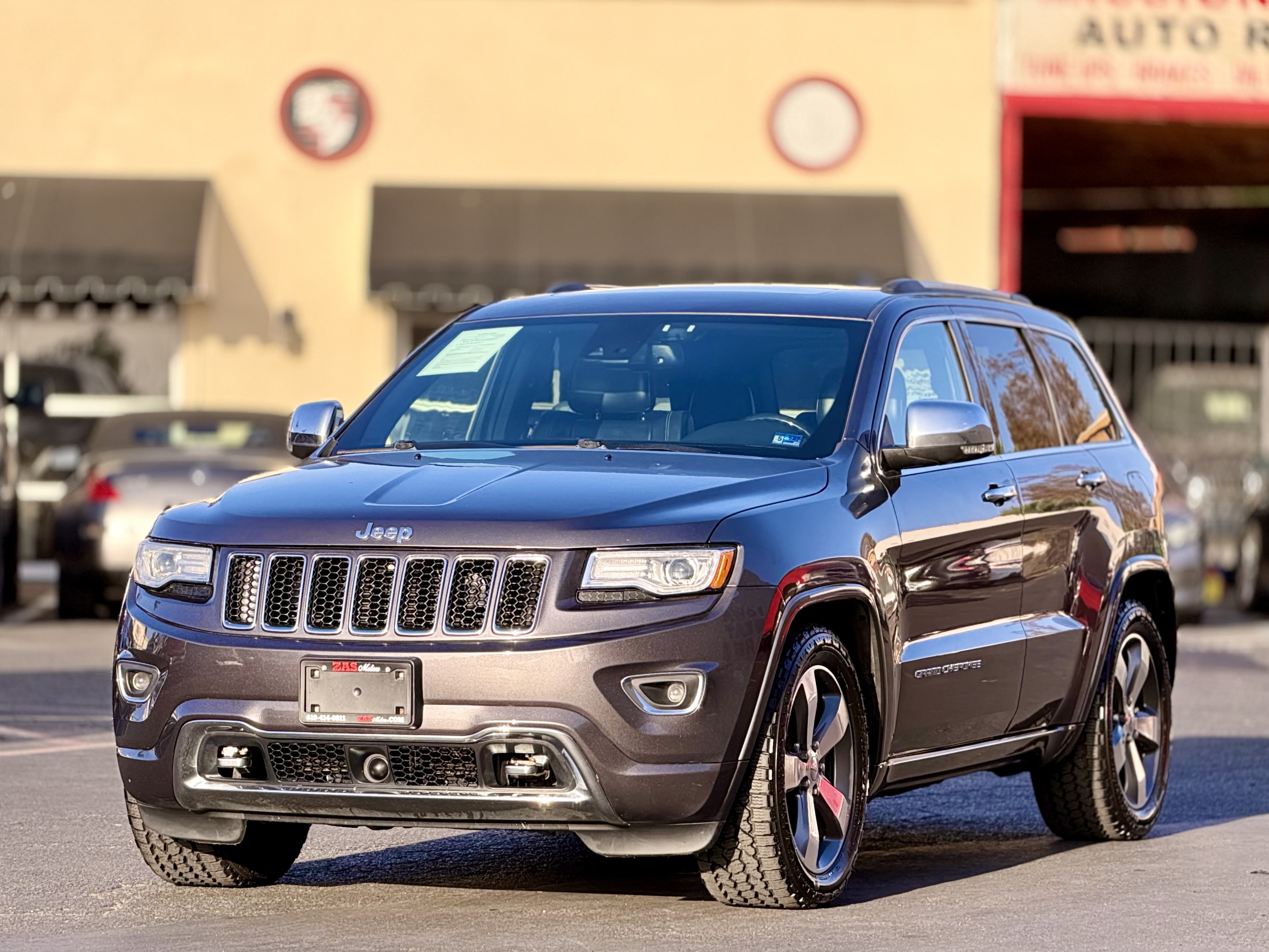 Jeep Grand Cherokee photo 3