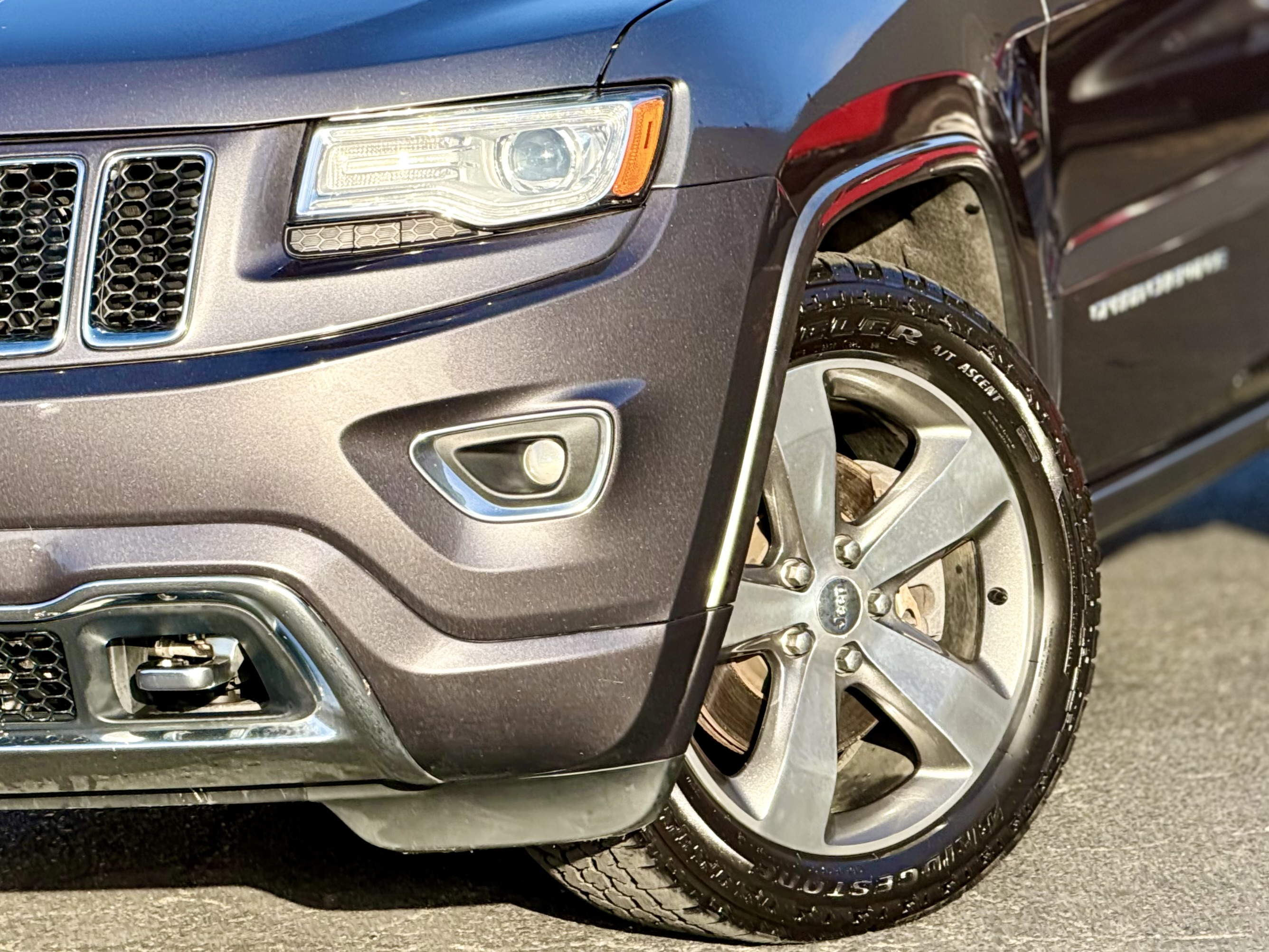 Jeep Grand Cherokee photo 8