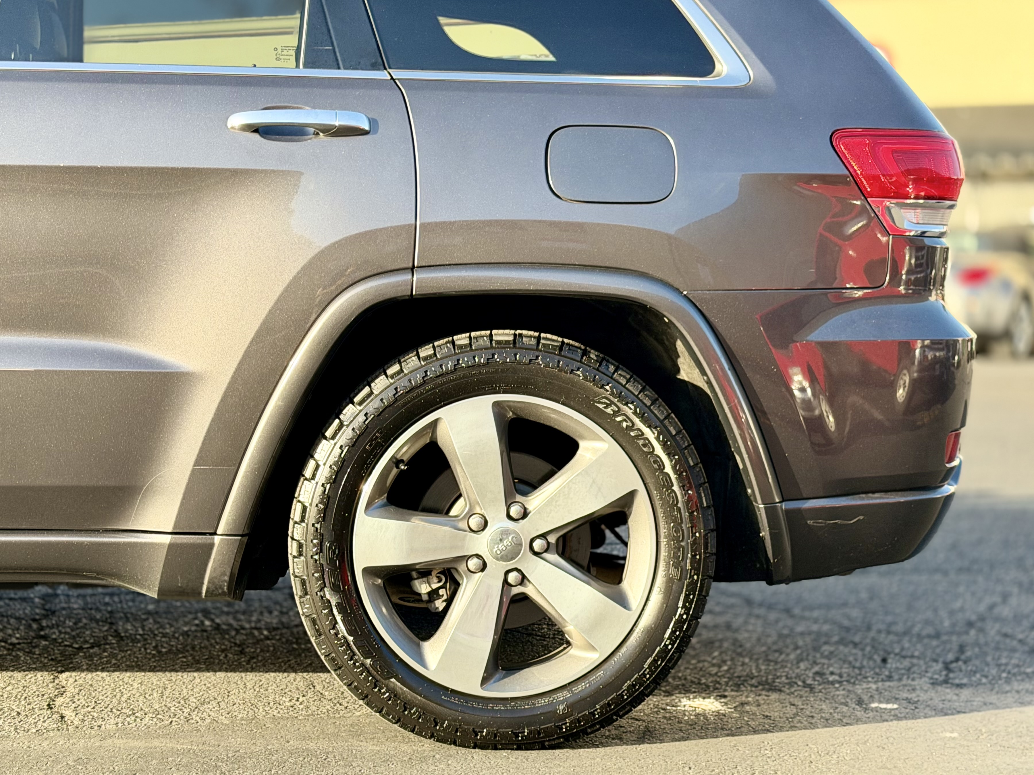 Jeep Grand Cherokee photo 12