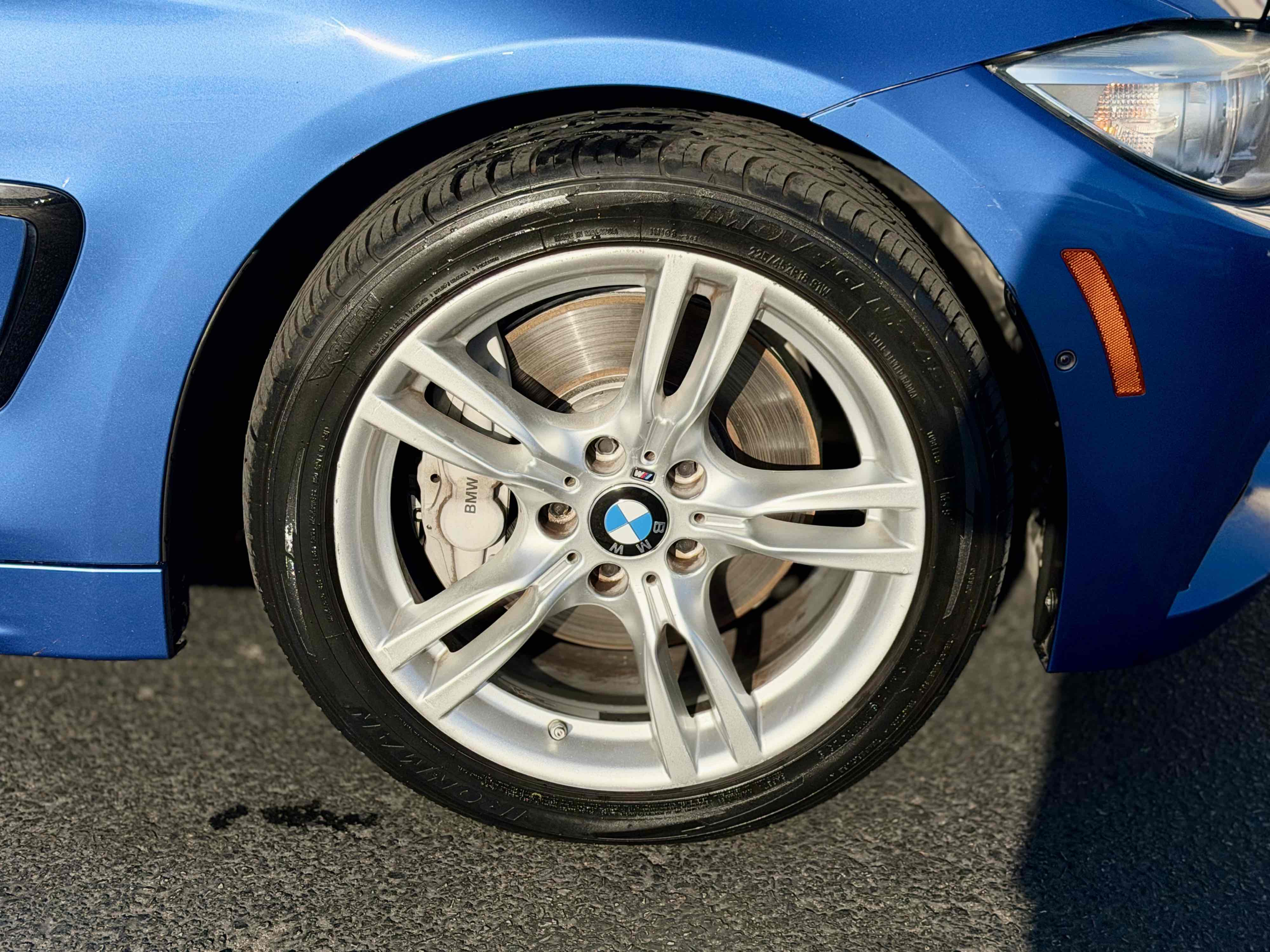 BMW 4 Series photo 14