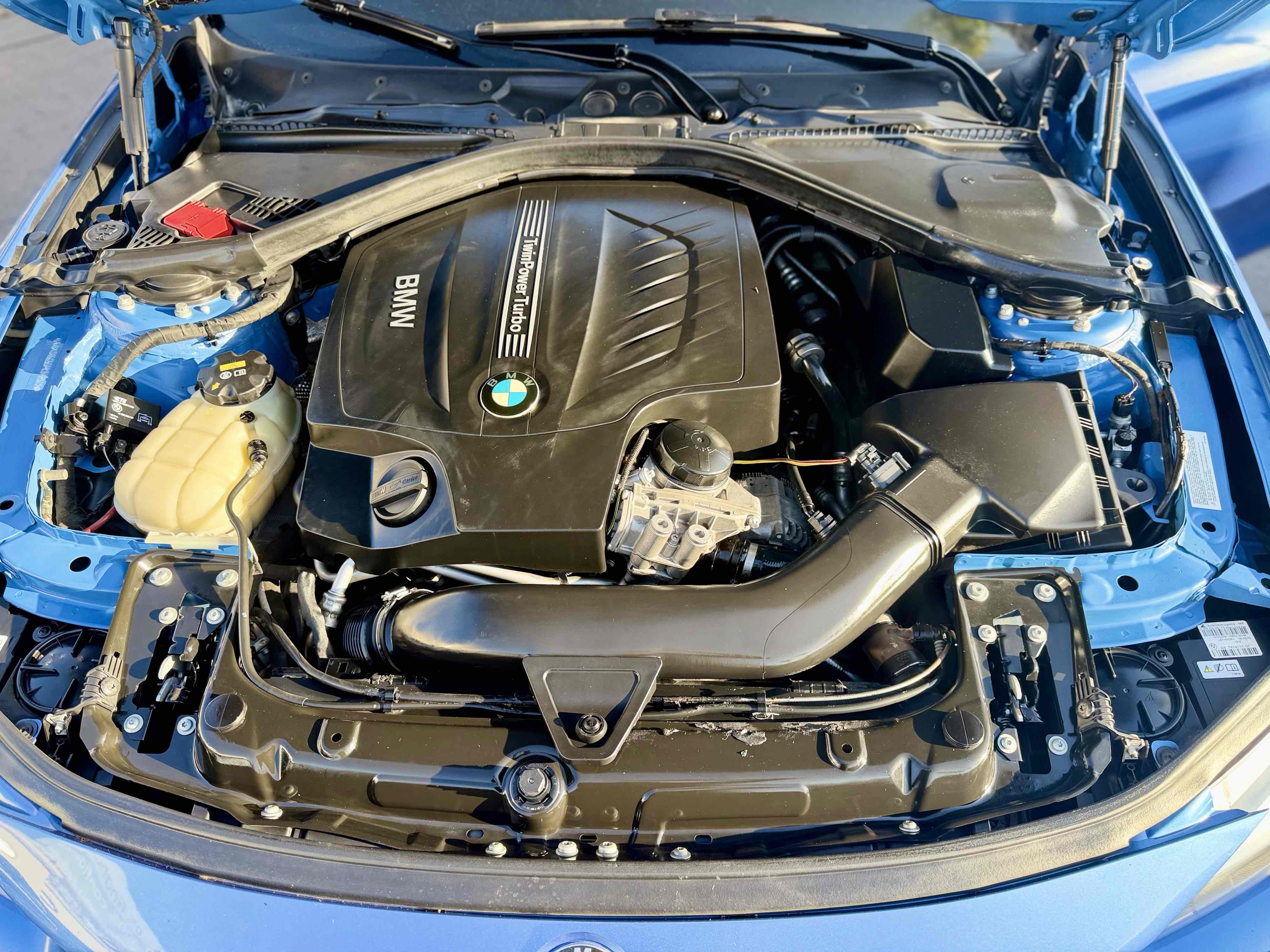 BMW 4 Series photo 33