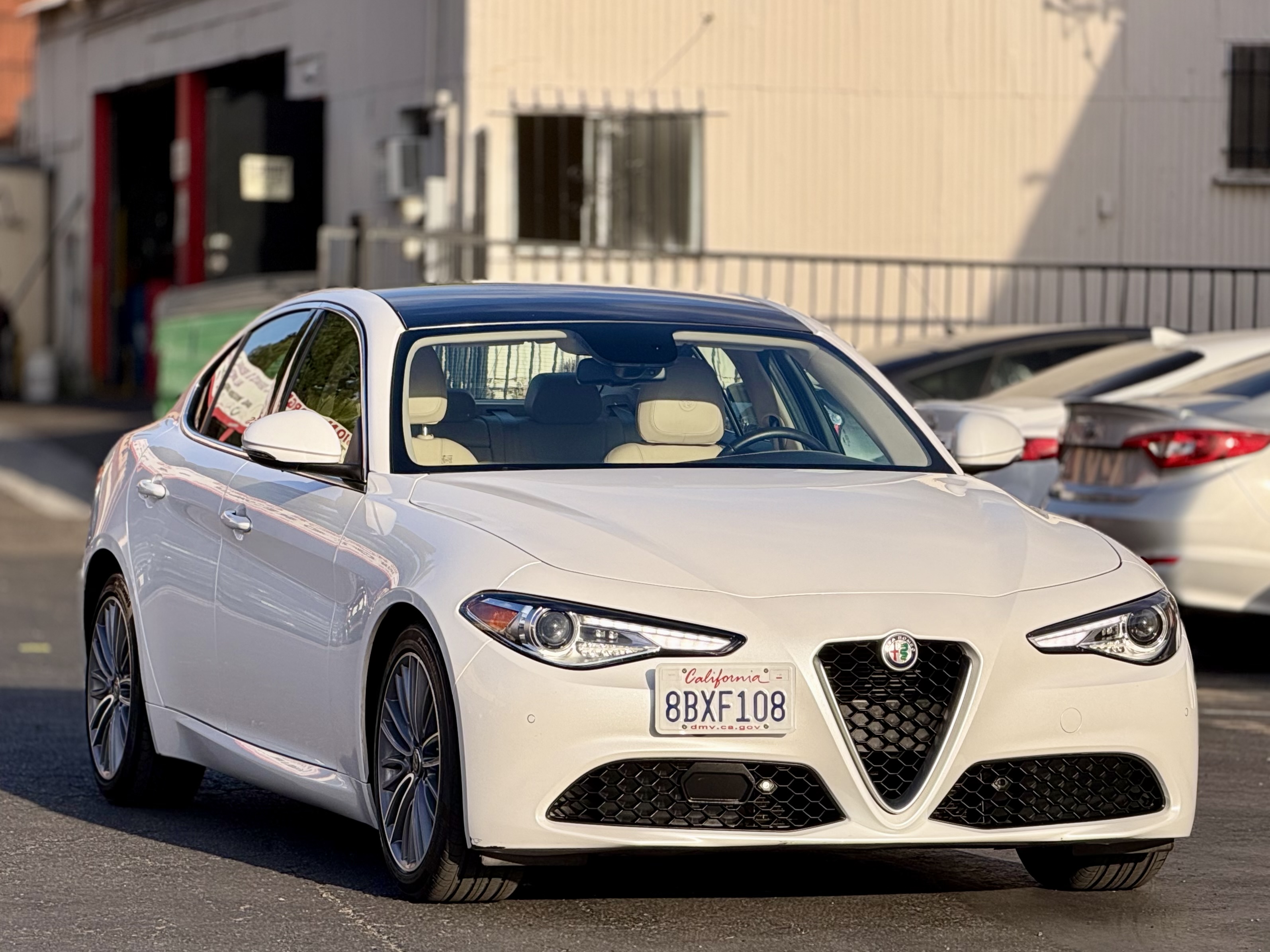 Alfa Romeo Giulia photo 3