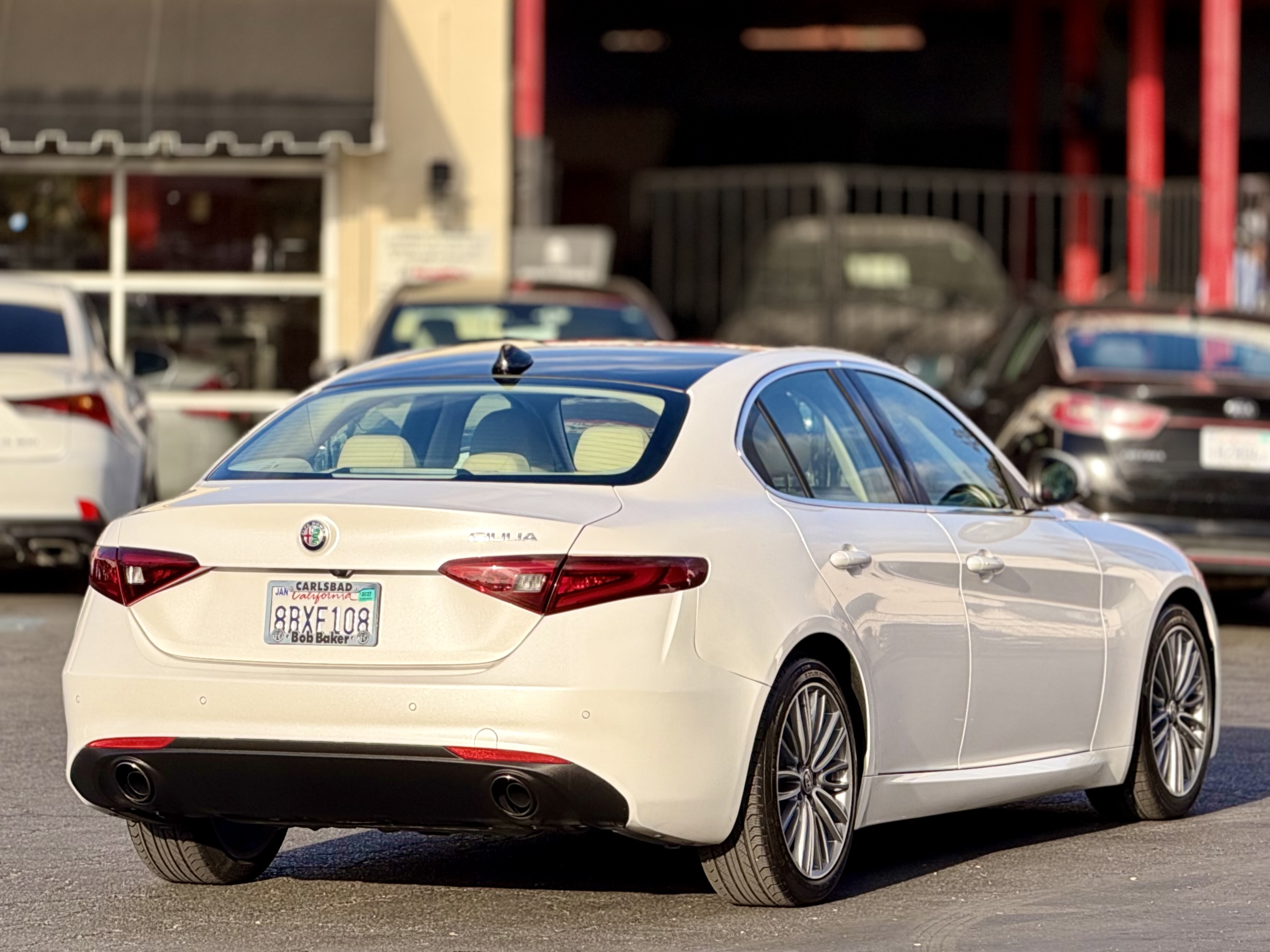 Alfa Romeo Giulia photo 8