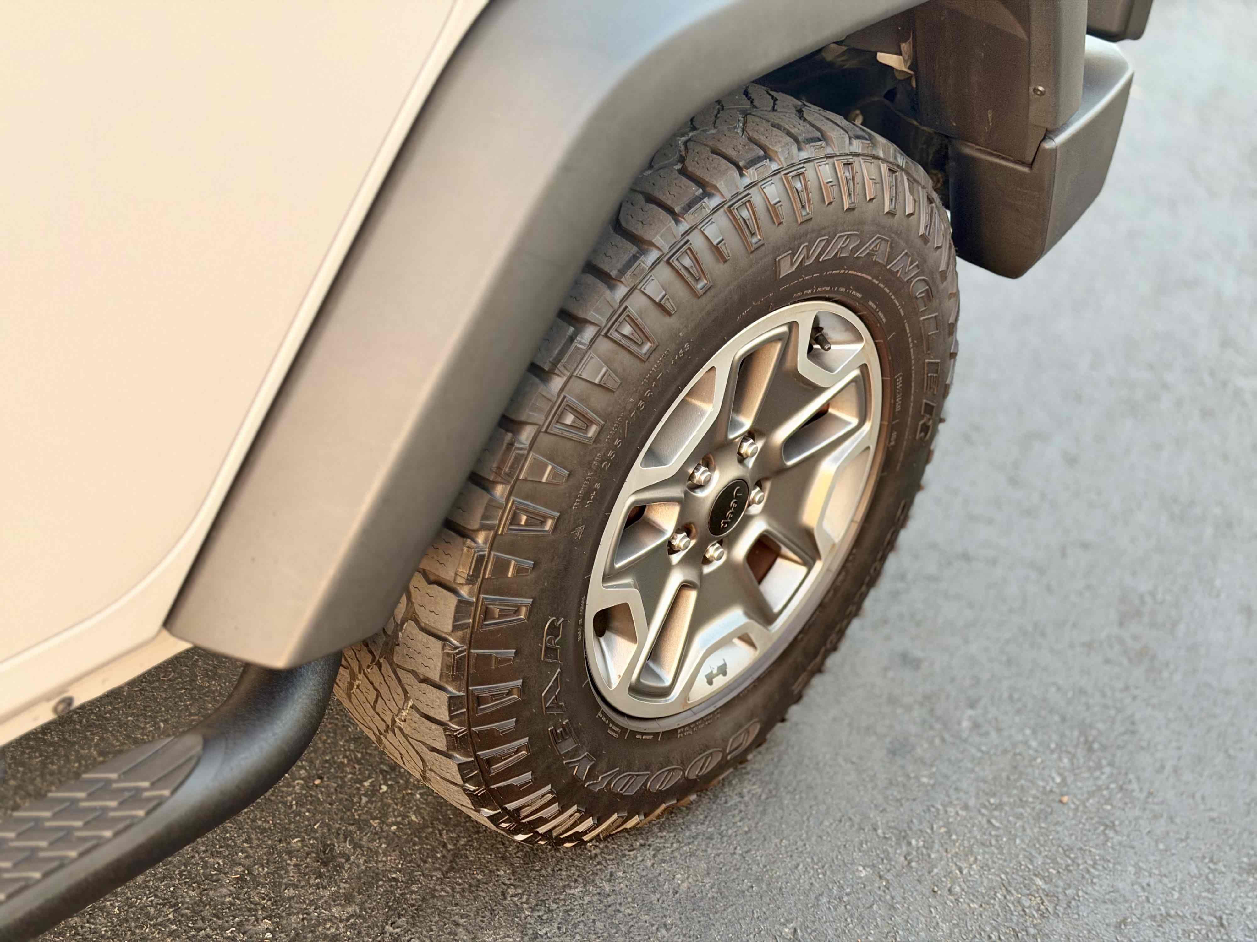 Jeep Wrangler photo 17