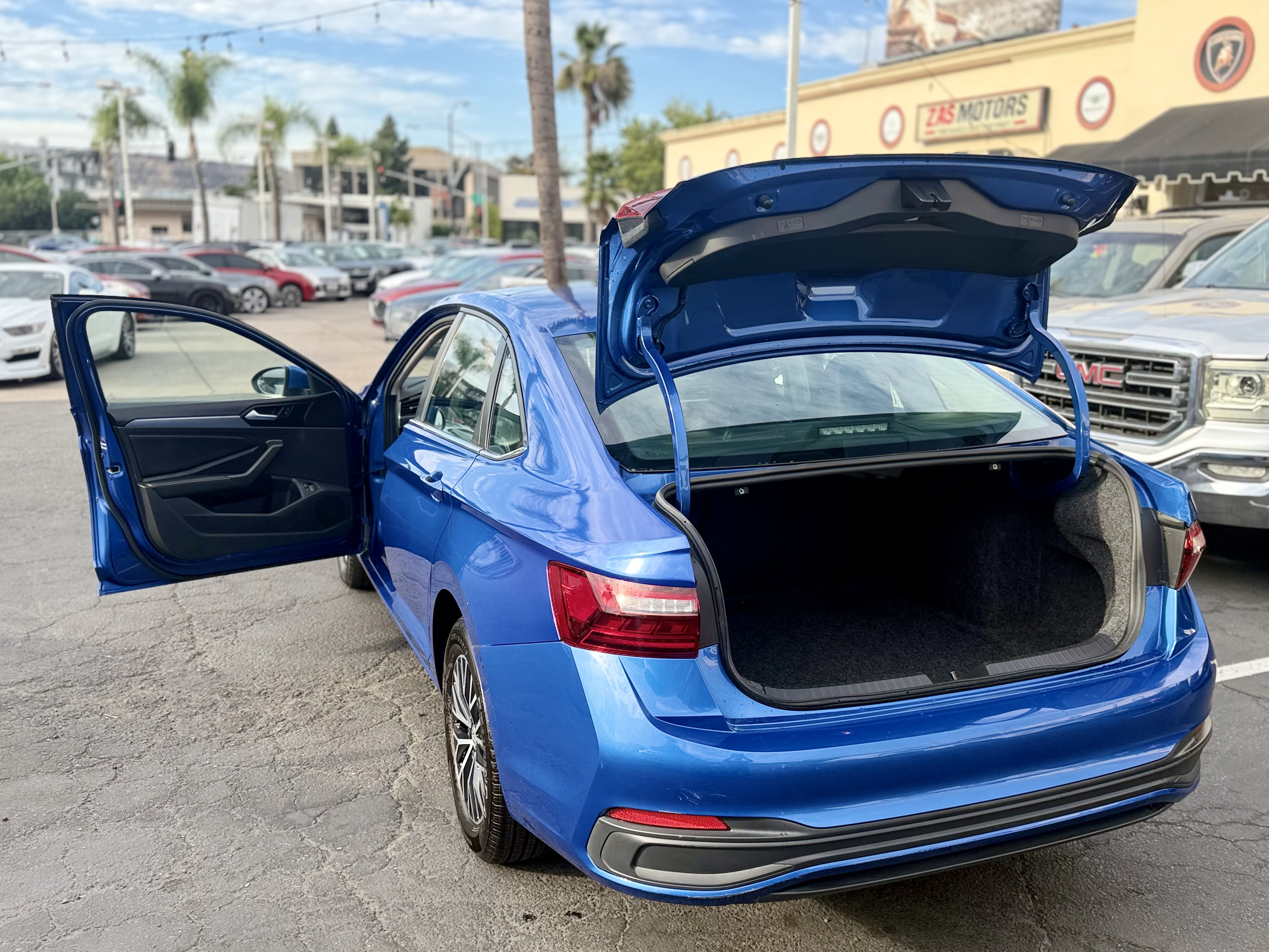 Volkswagen Jetta photo 11