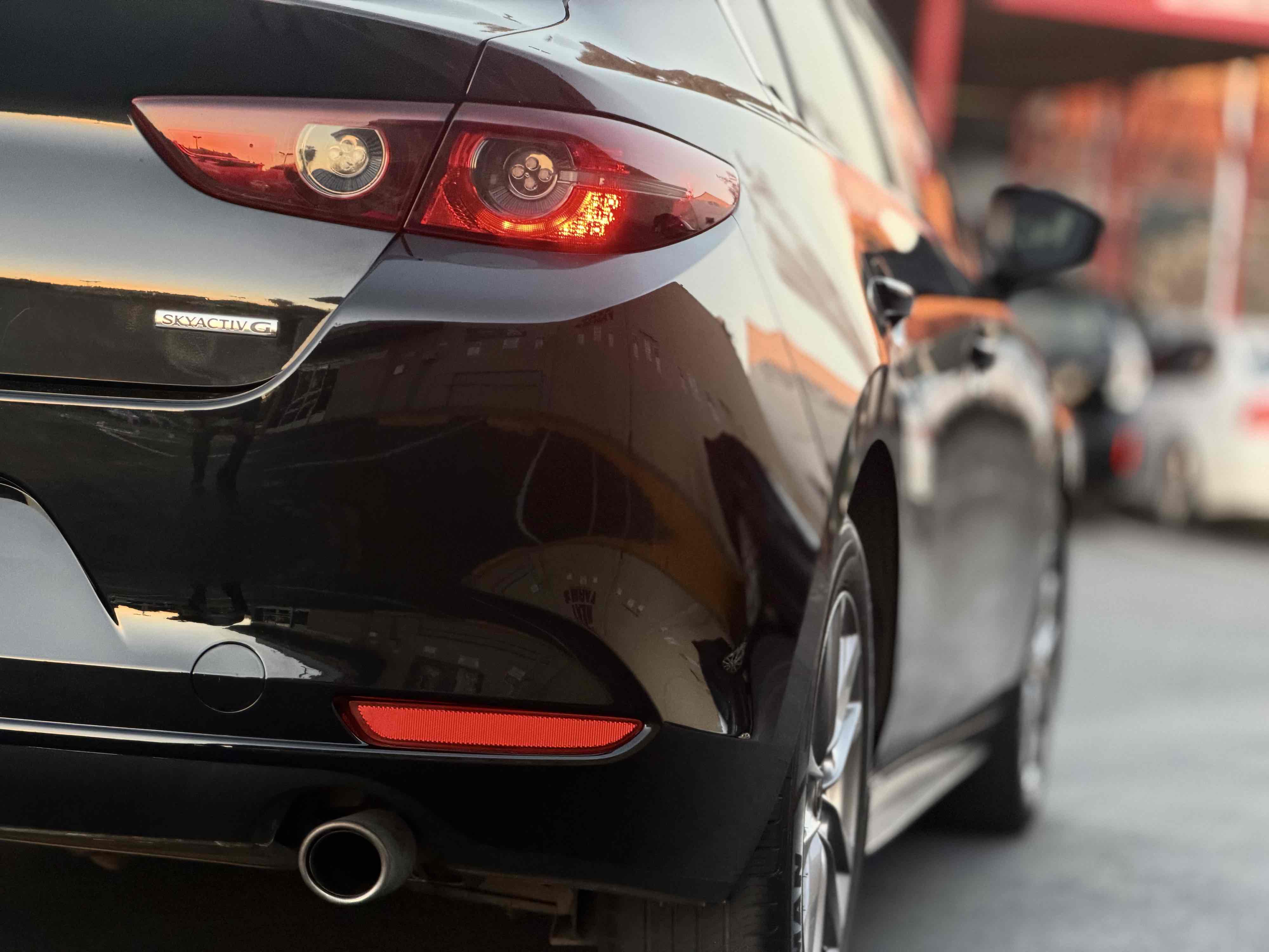 Mazda Mazda3 photo 10