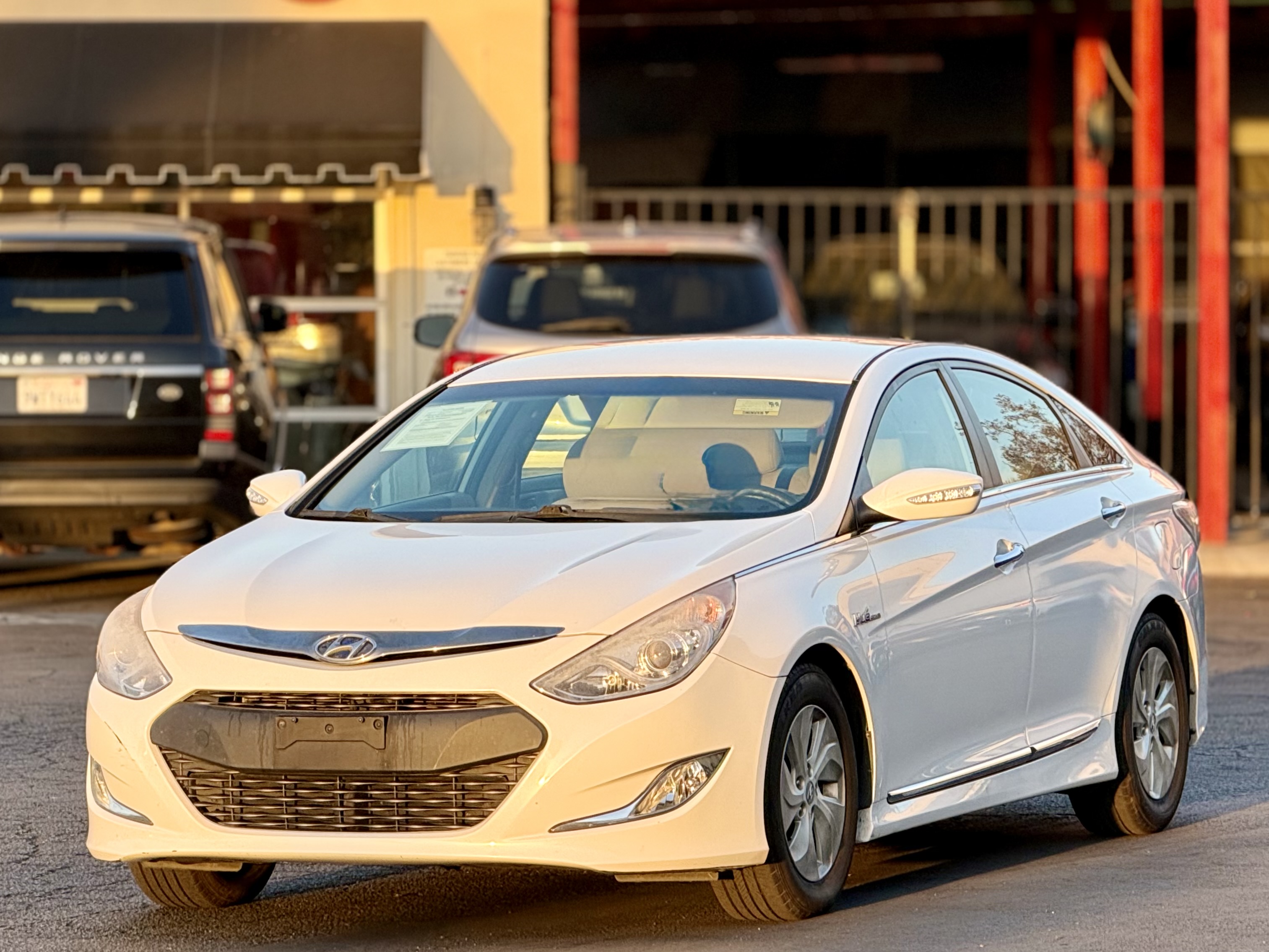 Hyundai Sonata photo 4