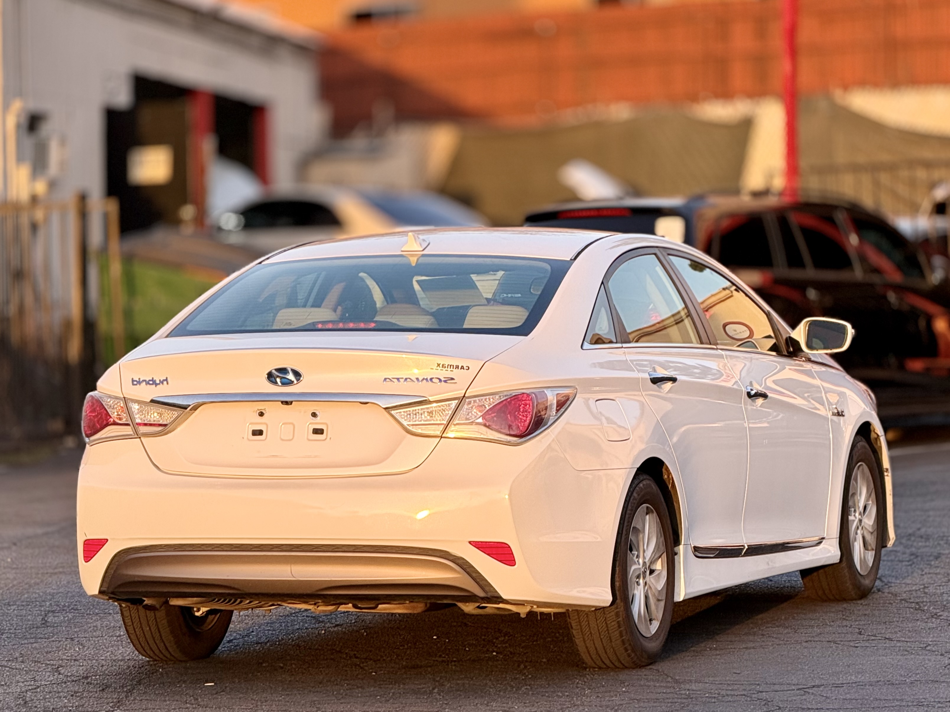 Hyundai Sonata photo 8