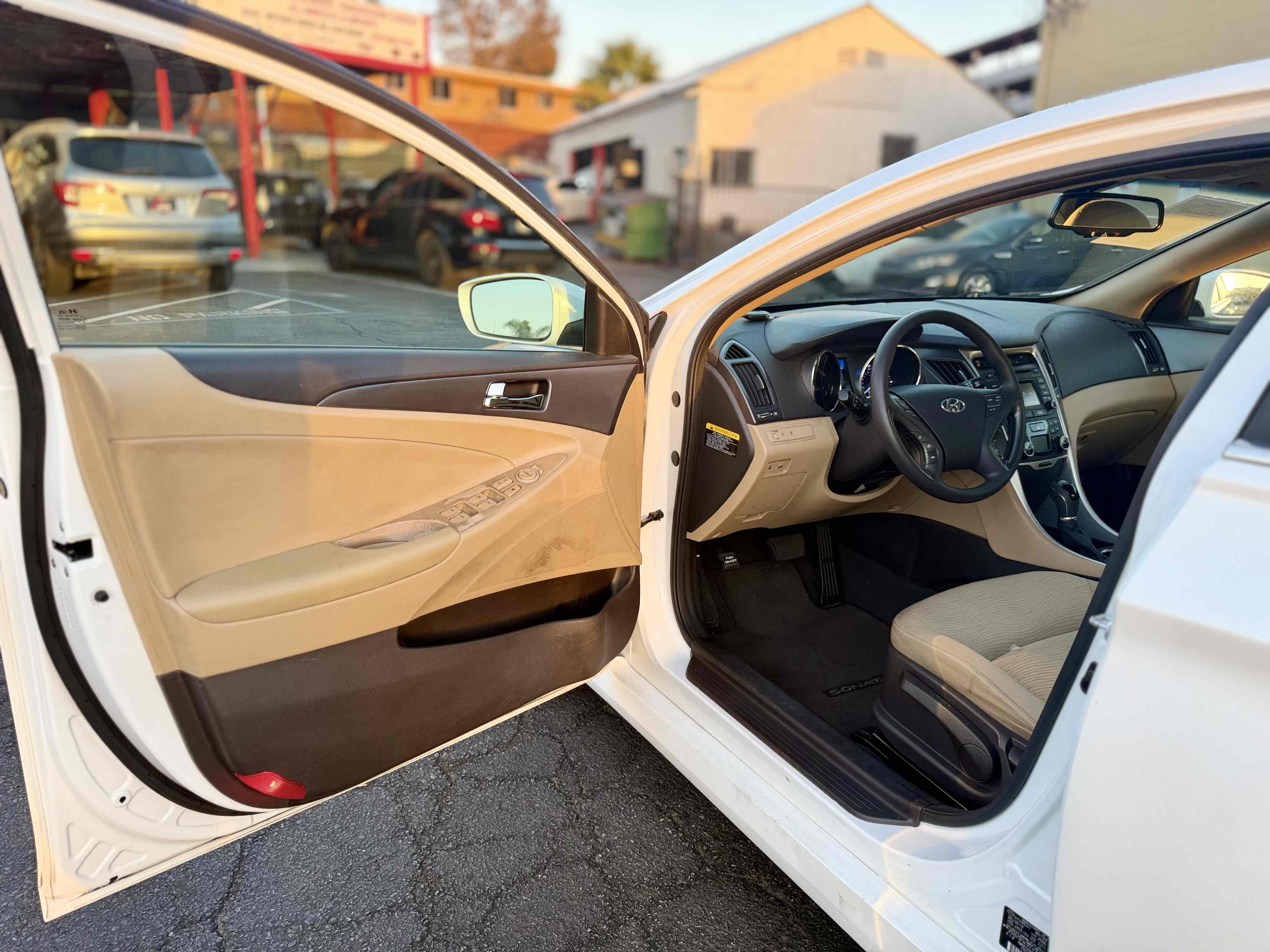 Hyundai Sonata photo 16