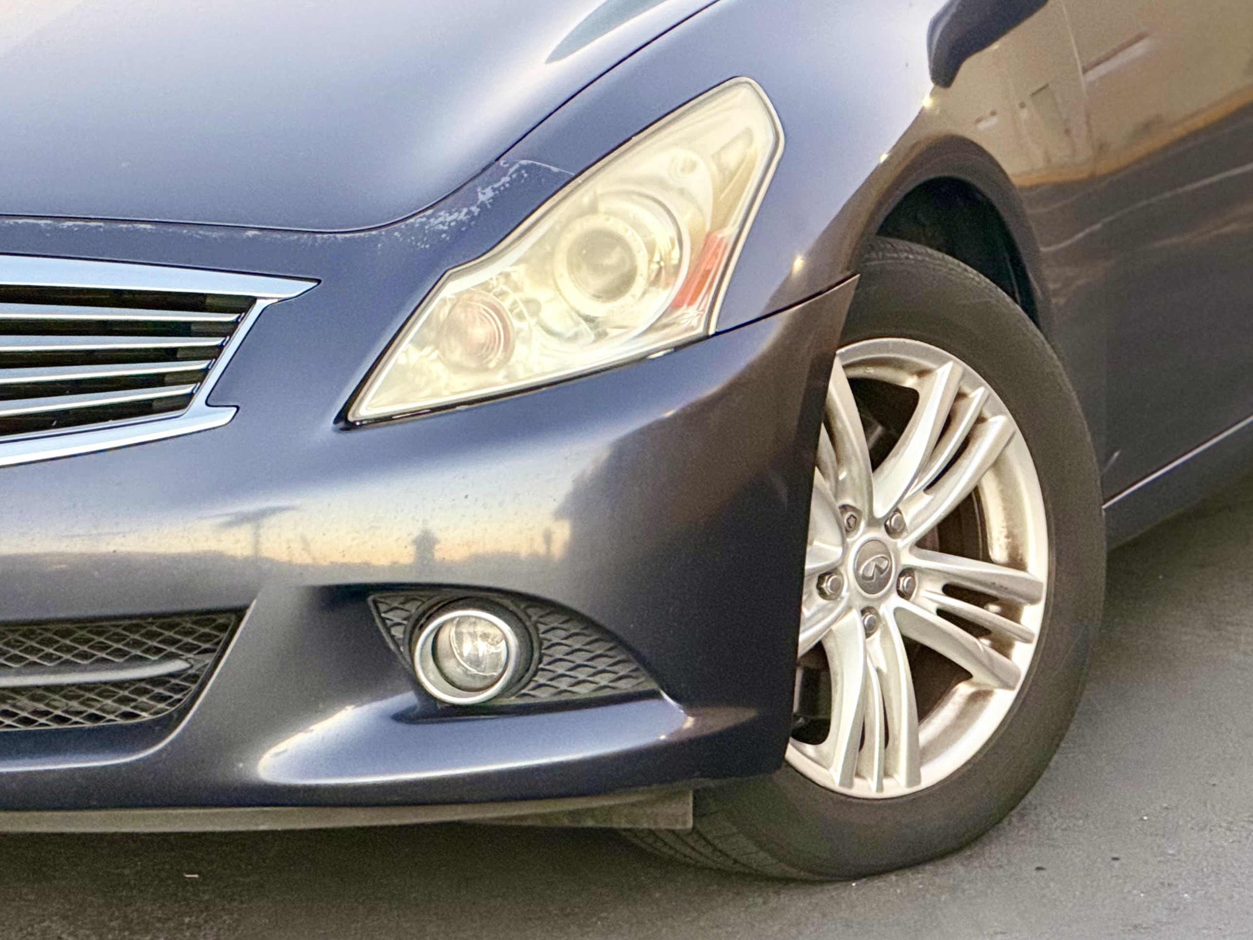 Infiniti G37 photo 8