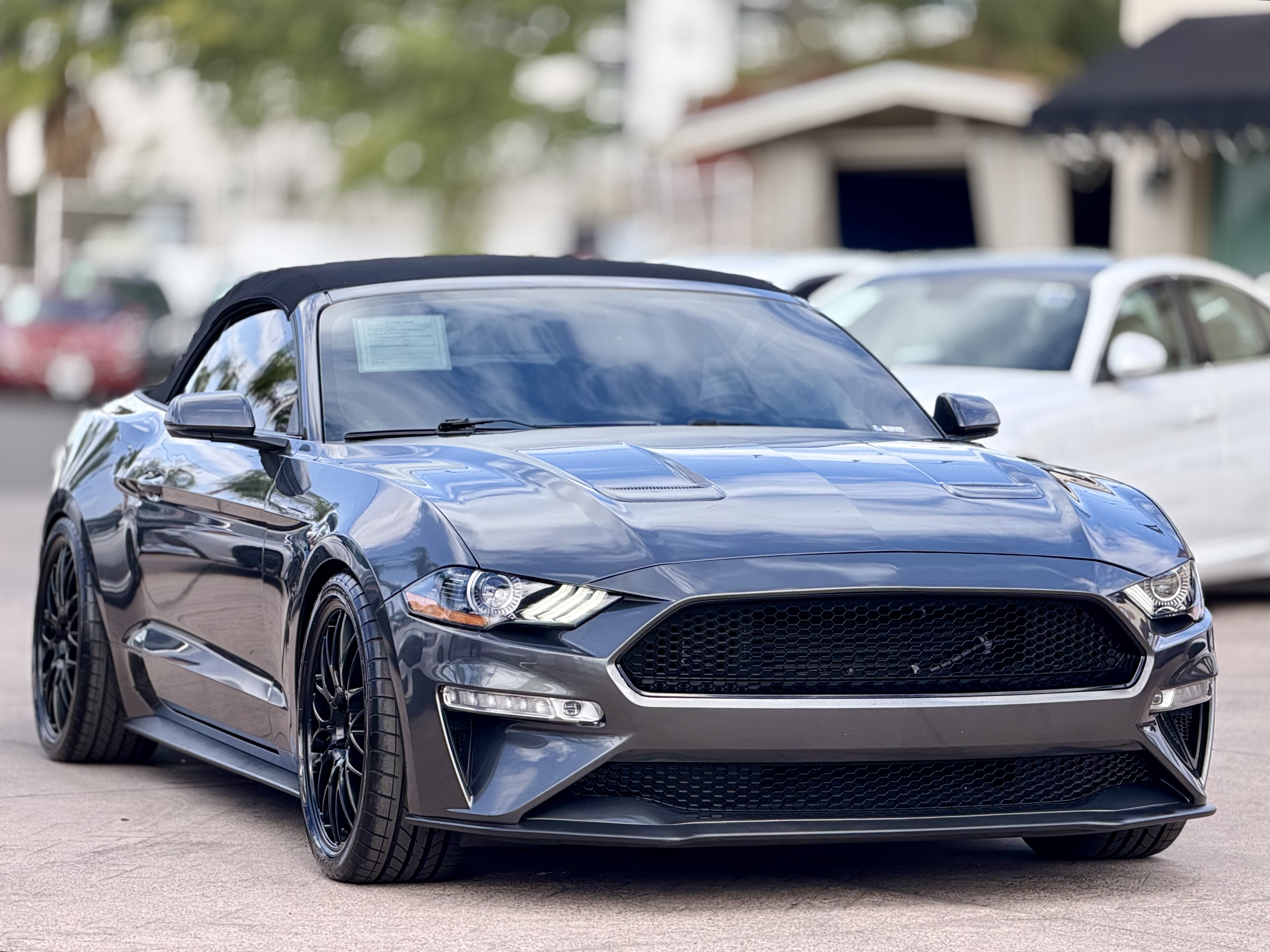 Photo 3 of this Ford Mustang