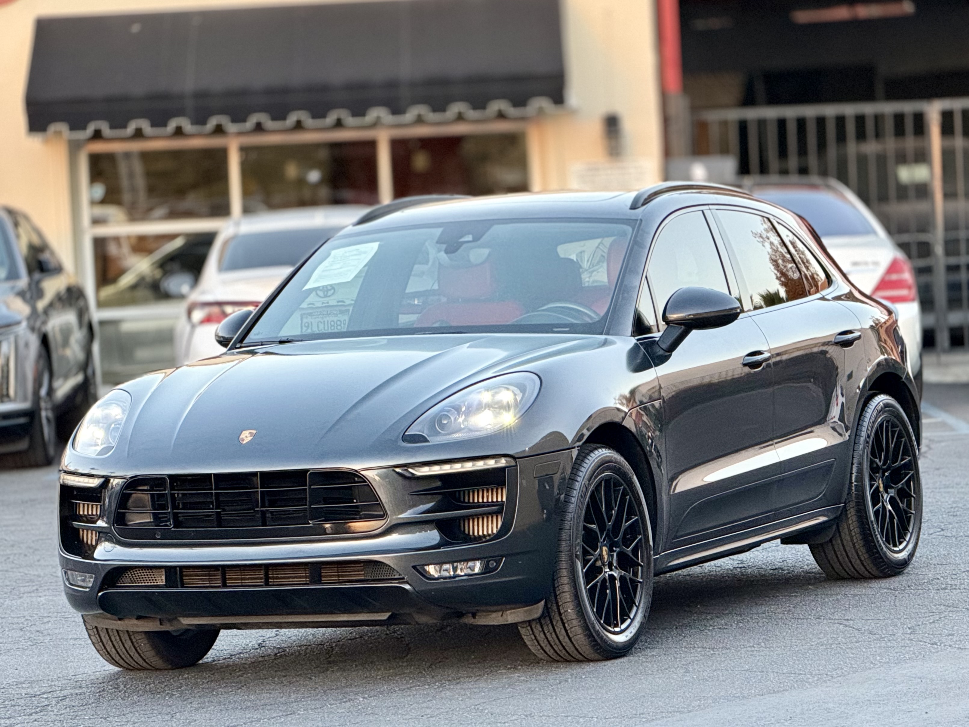 Porsche Macan photo 4