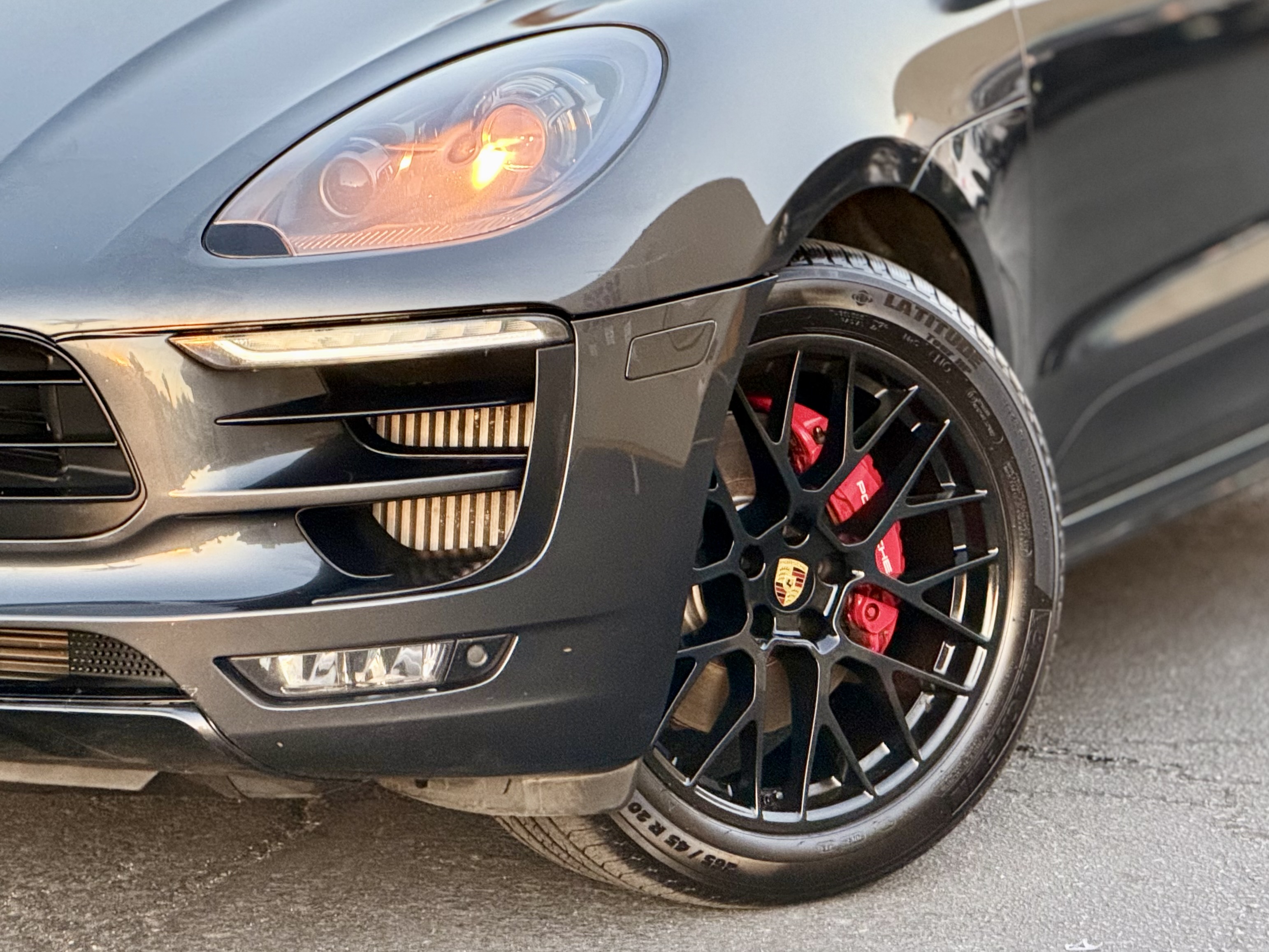 Porsche Macan photo 14